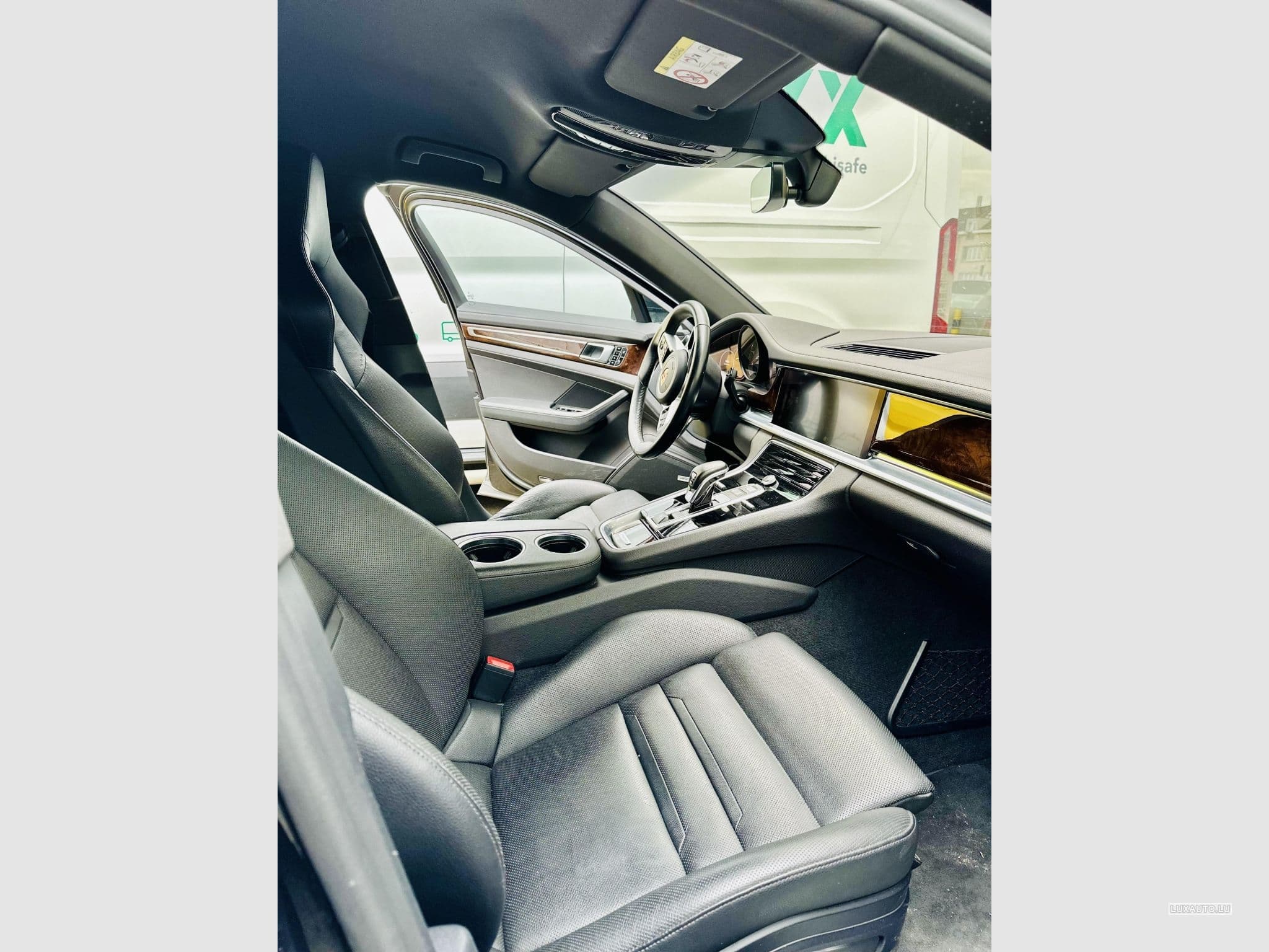 Porsche Panamera Panamera 4S (2016) - Photo 12
