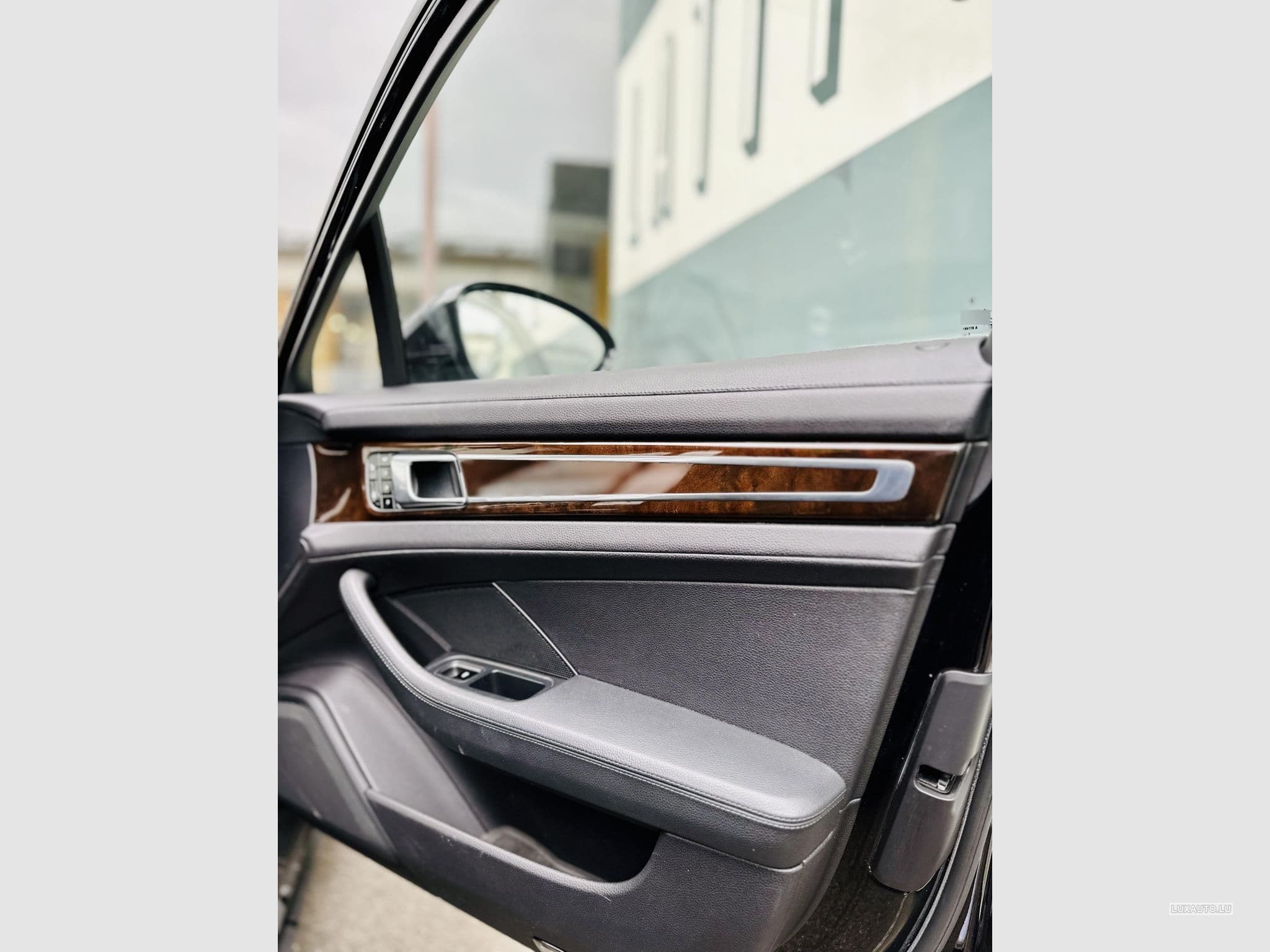 Porsche Panamera Panamera 4S (2016) - Photo 9