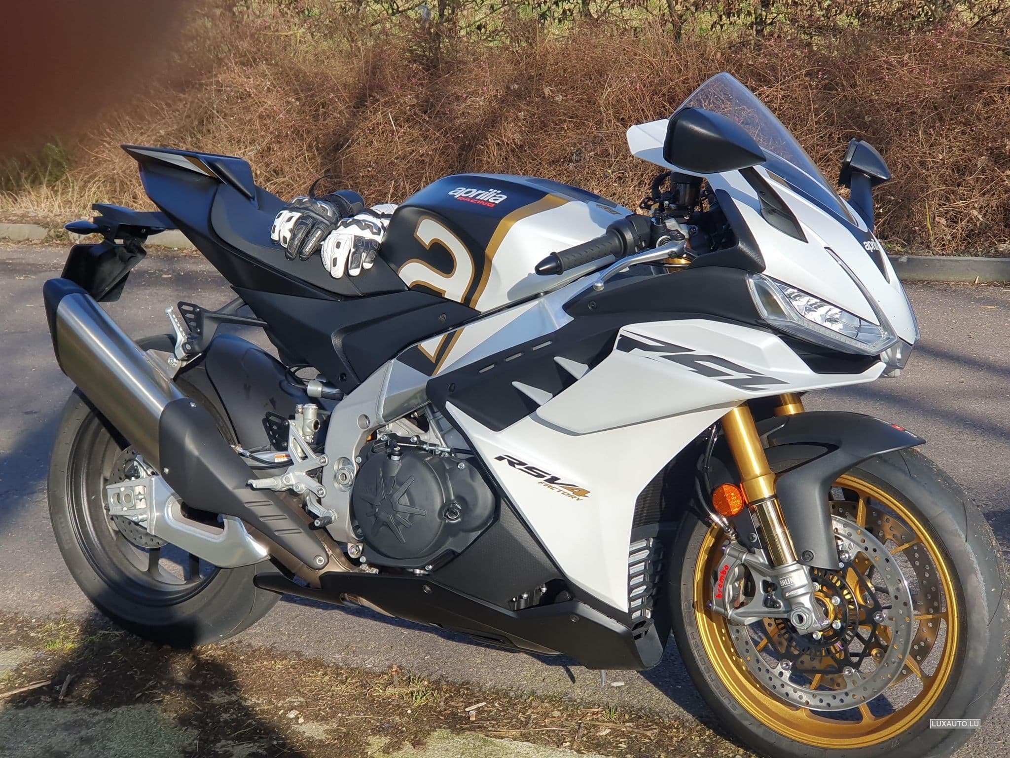 Aprilia RSV4 FACTORY (2024) - Photo 1