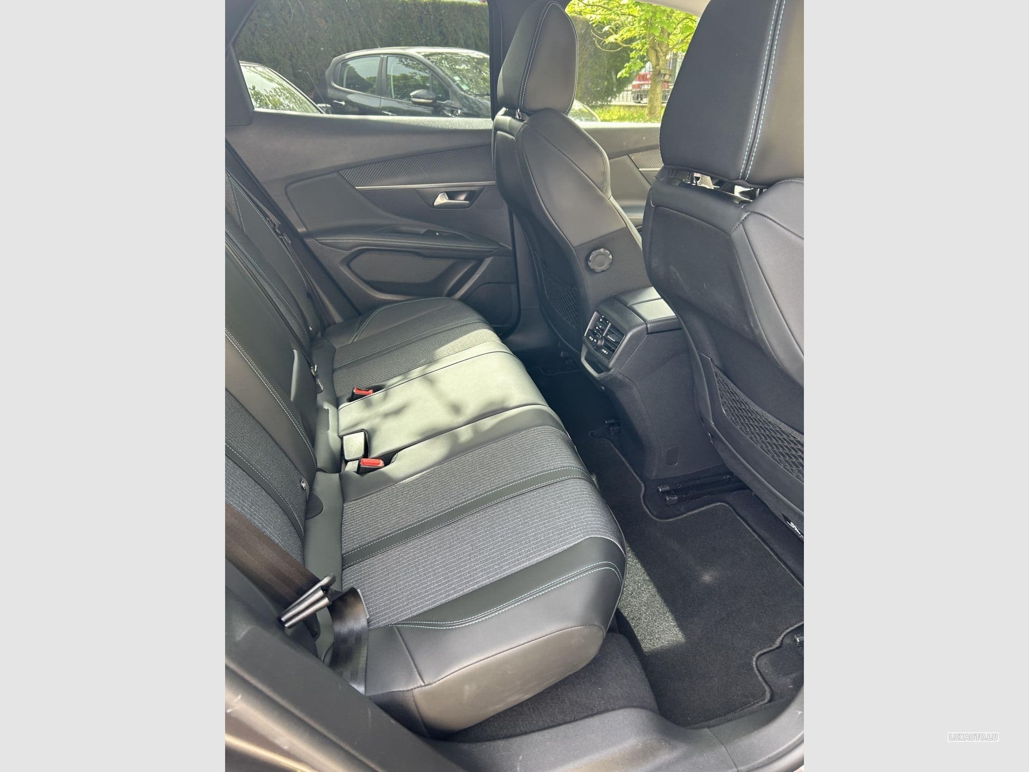 Peugeot 3008 1.5 BlueHDi 130ch S&S Allure Pack EAT8 (2021) - Photo 1