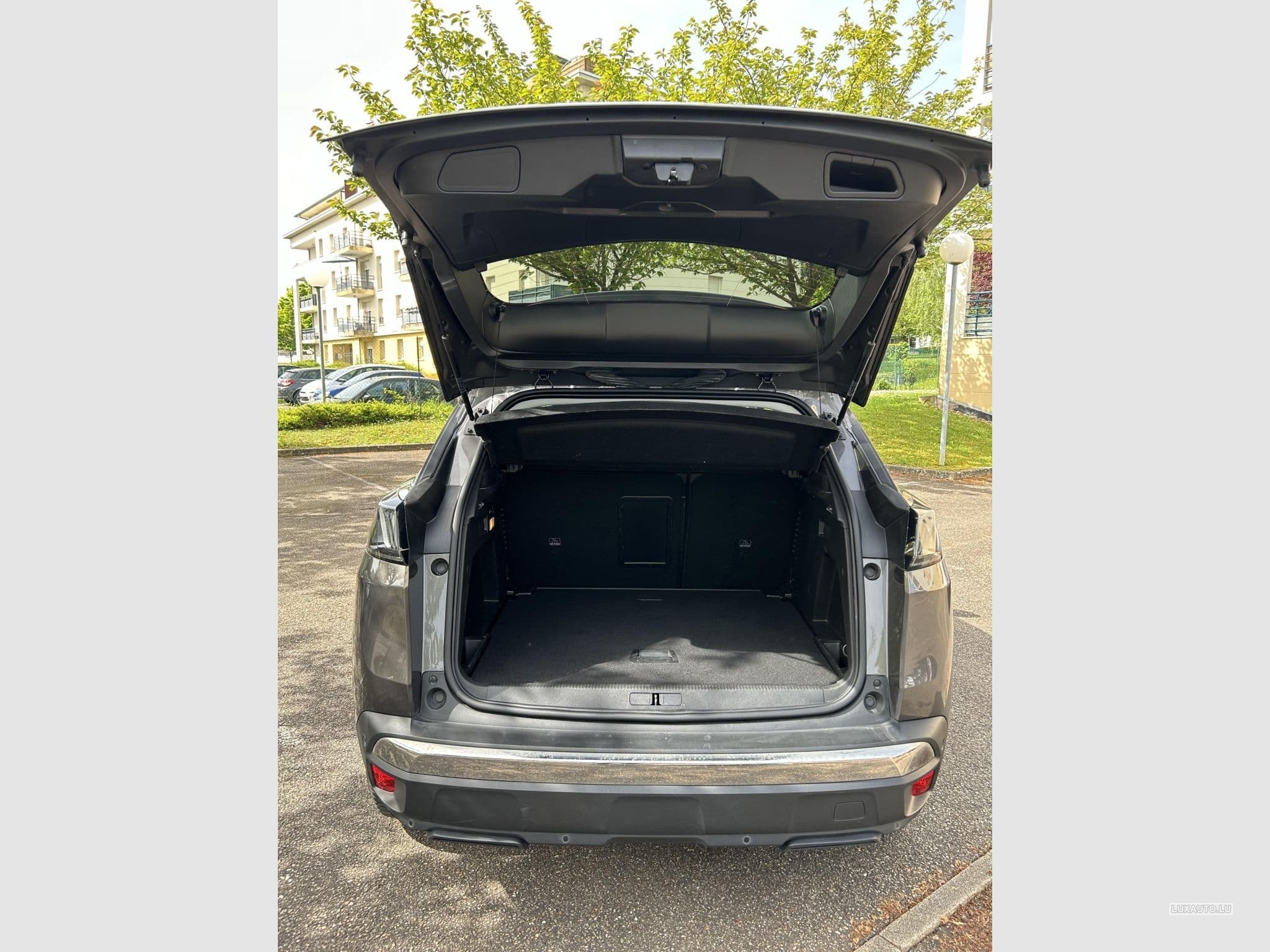 Peugeot 3008 1.5 BlueHDi 130ch S&S Allure Pack EAT8 (2021) - Photo 3