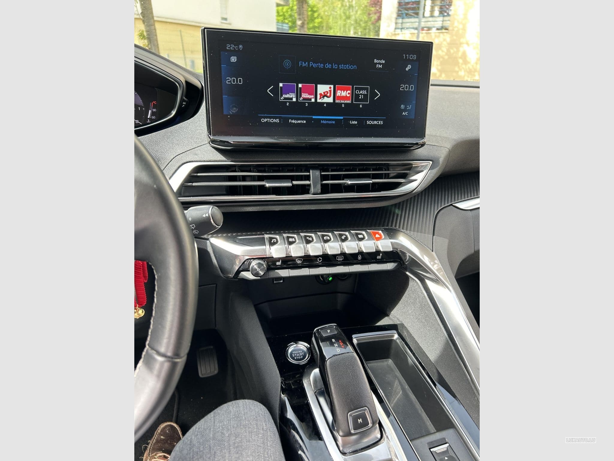 Peugeot 3008 1.5 BlueHDi 130ch S&S Allure Pack EAT8 (2021) - Photo 4