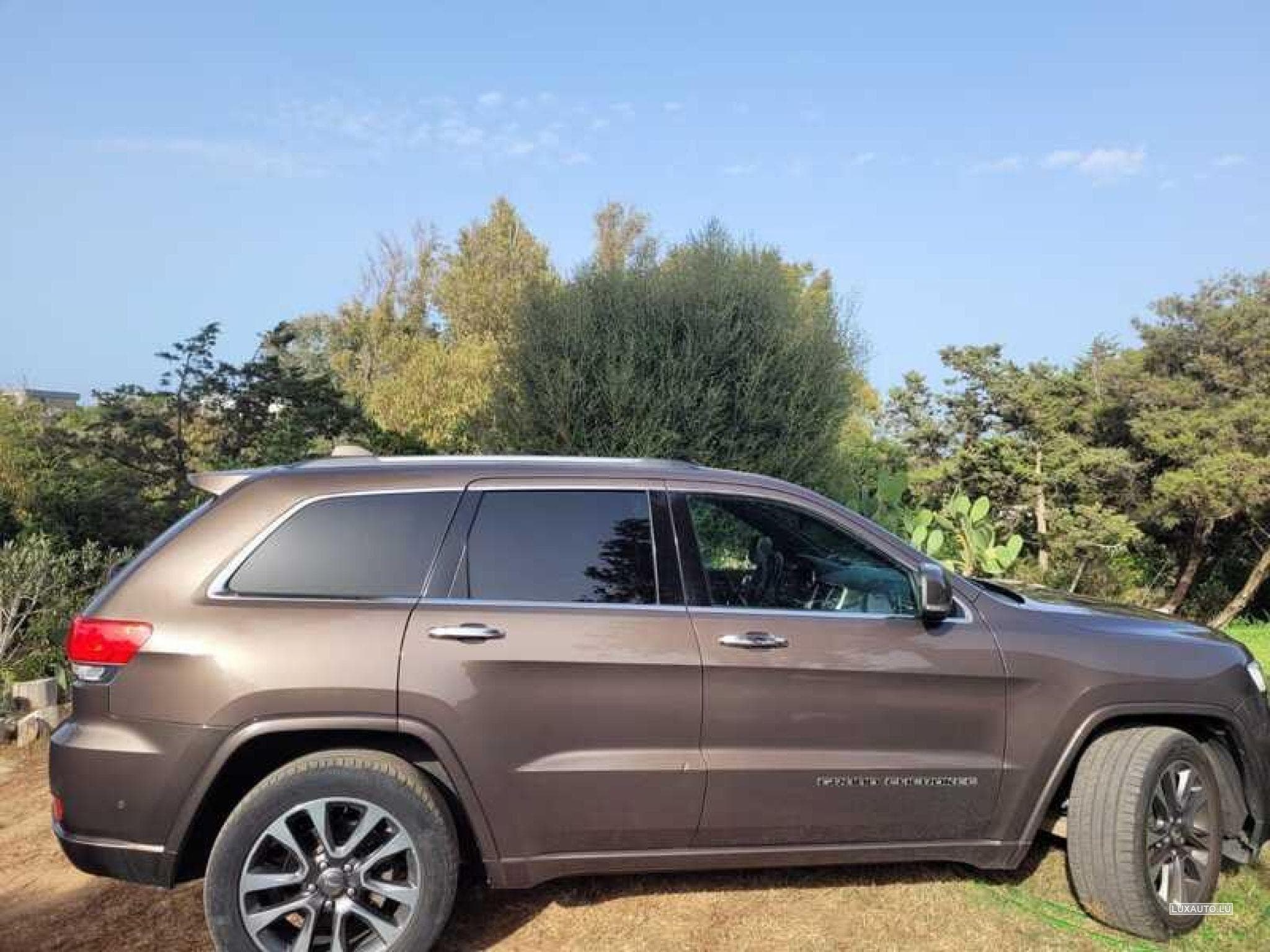 Jeep Cherokee GRAND CHEROKEE OVERLAND (2017) - Photo 1