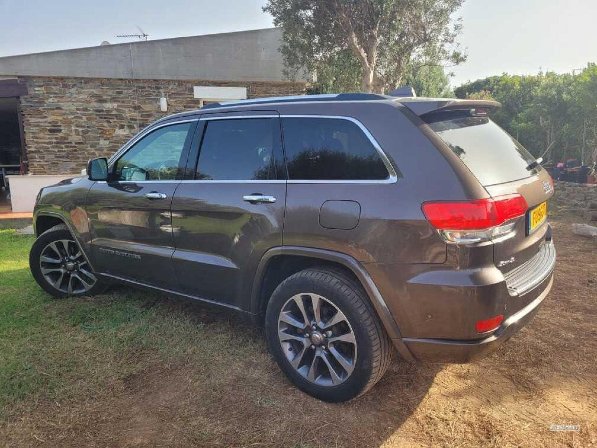 Jeep Cherokee GRAND CHEROKEE OVERLAND (2017) - Photo 4