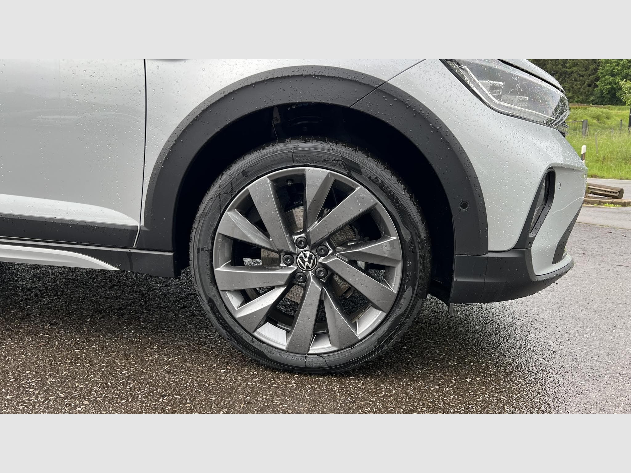 VW Taigo Taigo Style 1.5 TSI 110 kW DSG7 (2024) - Photo 2