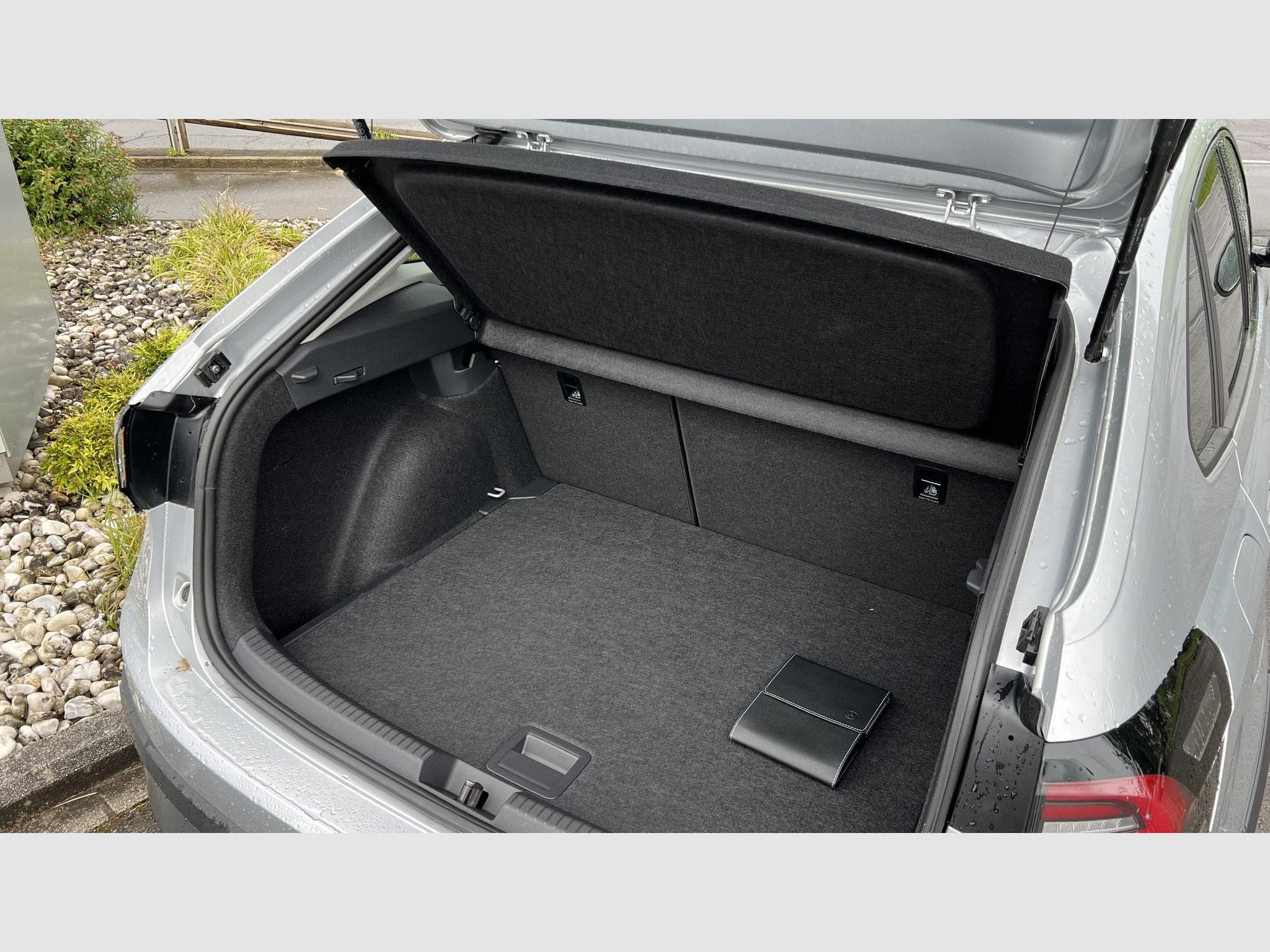 VW Taigo Taigo Style 1.5 TSI 110 kW DSG7 (2024) - Photo 4
