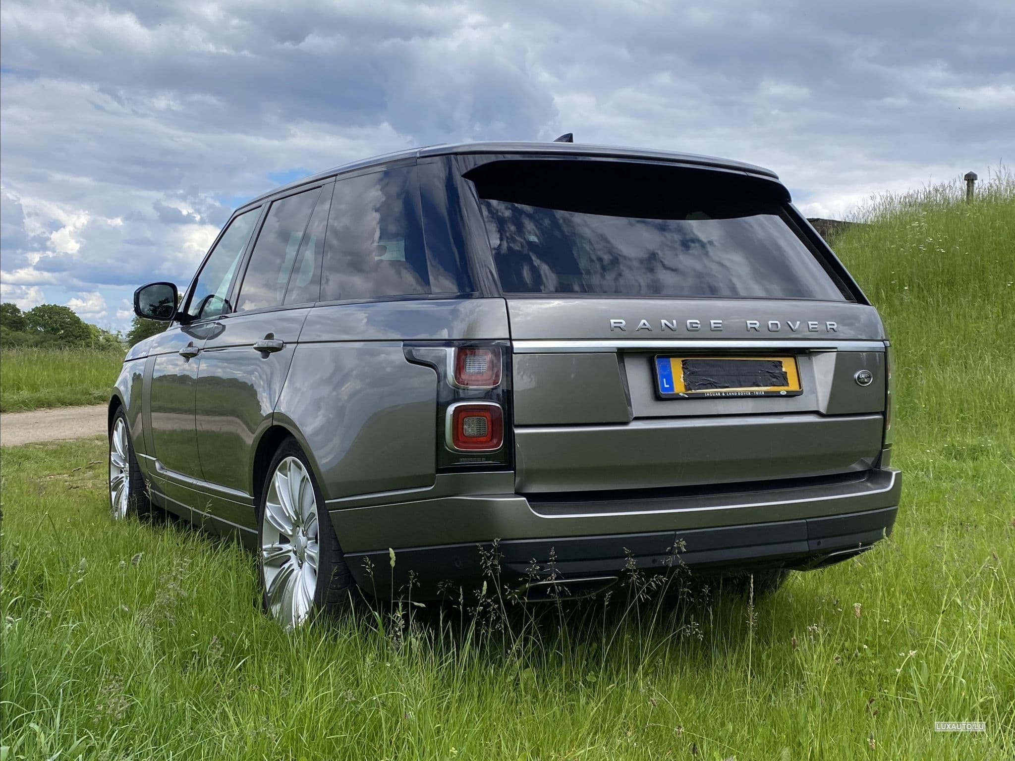 Land-Rover Range Rover Vogue (2019) - Photo 3
