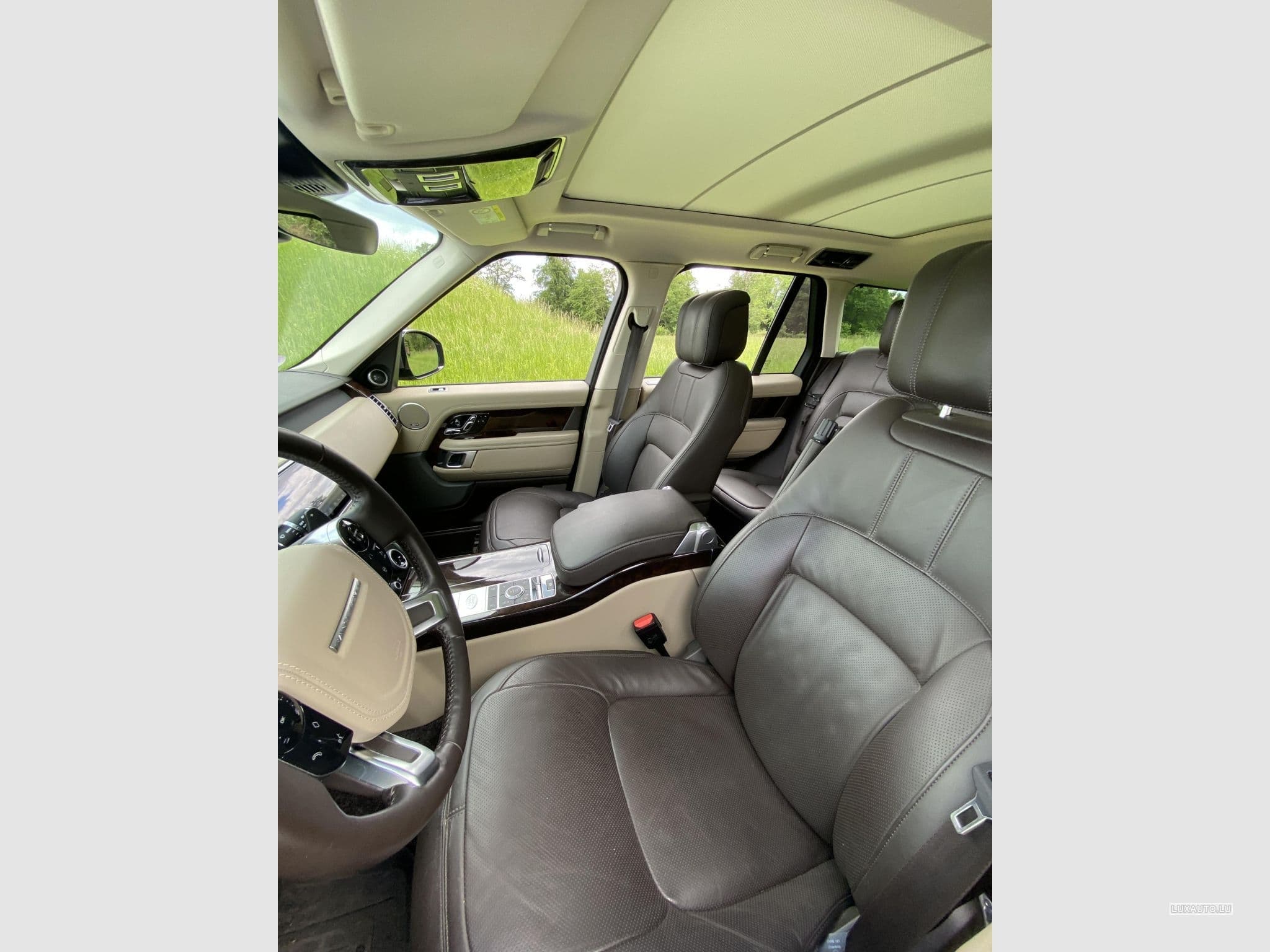 Land-Rover Range Rover Vogue (2019) - Photo 6