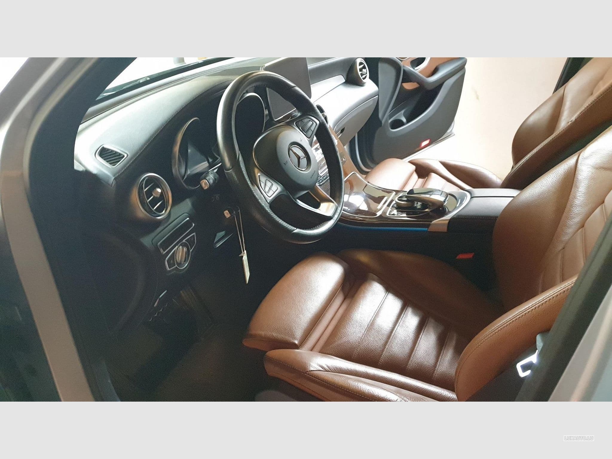 Mercedes GLC 250 (2017) - Photo 9