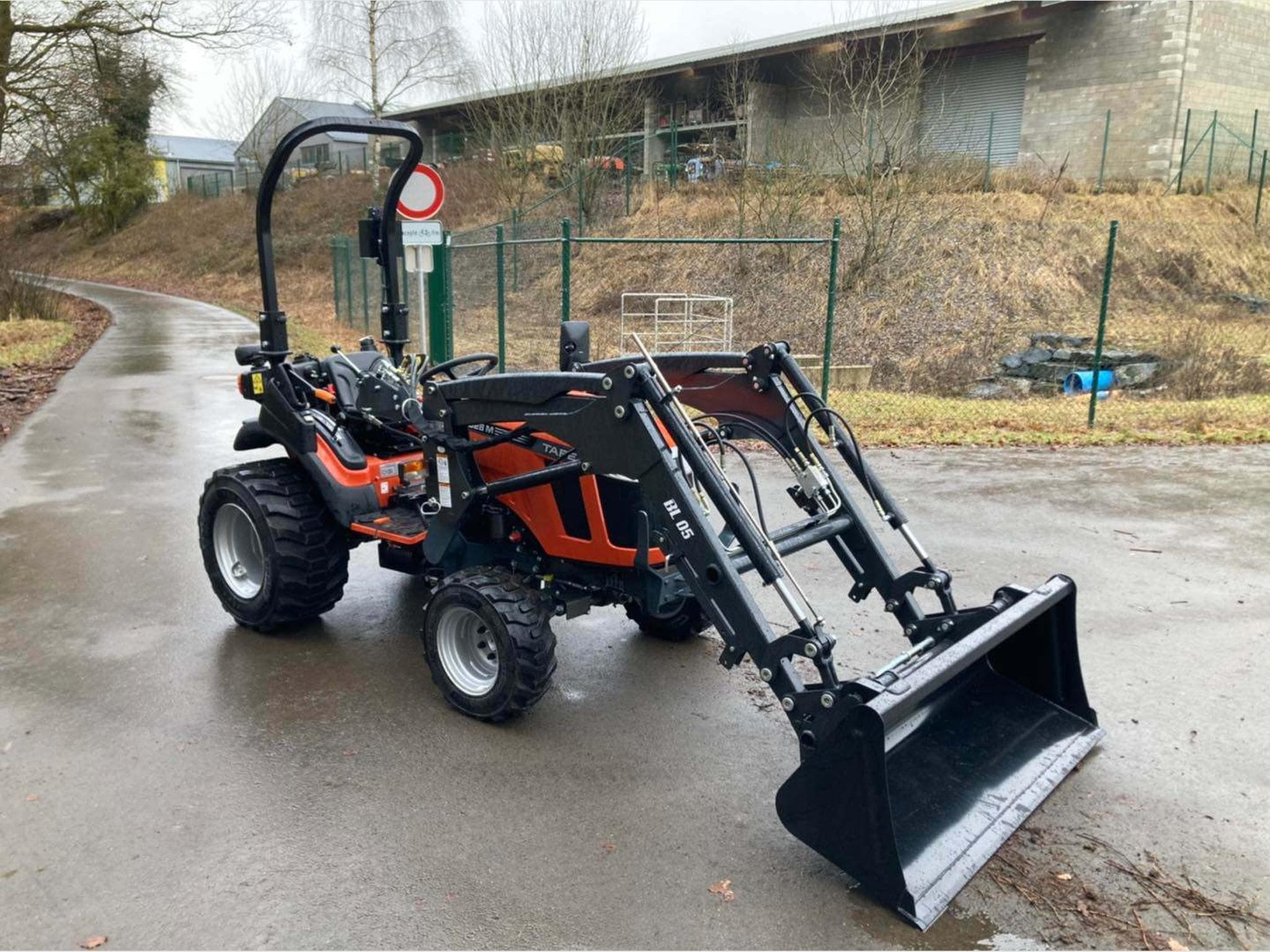Tracteur Tondeuse Micro Tracteur TAFE 6028 (2025) - Photo 3