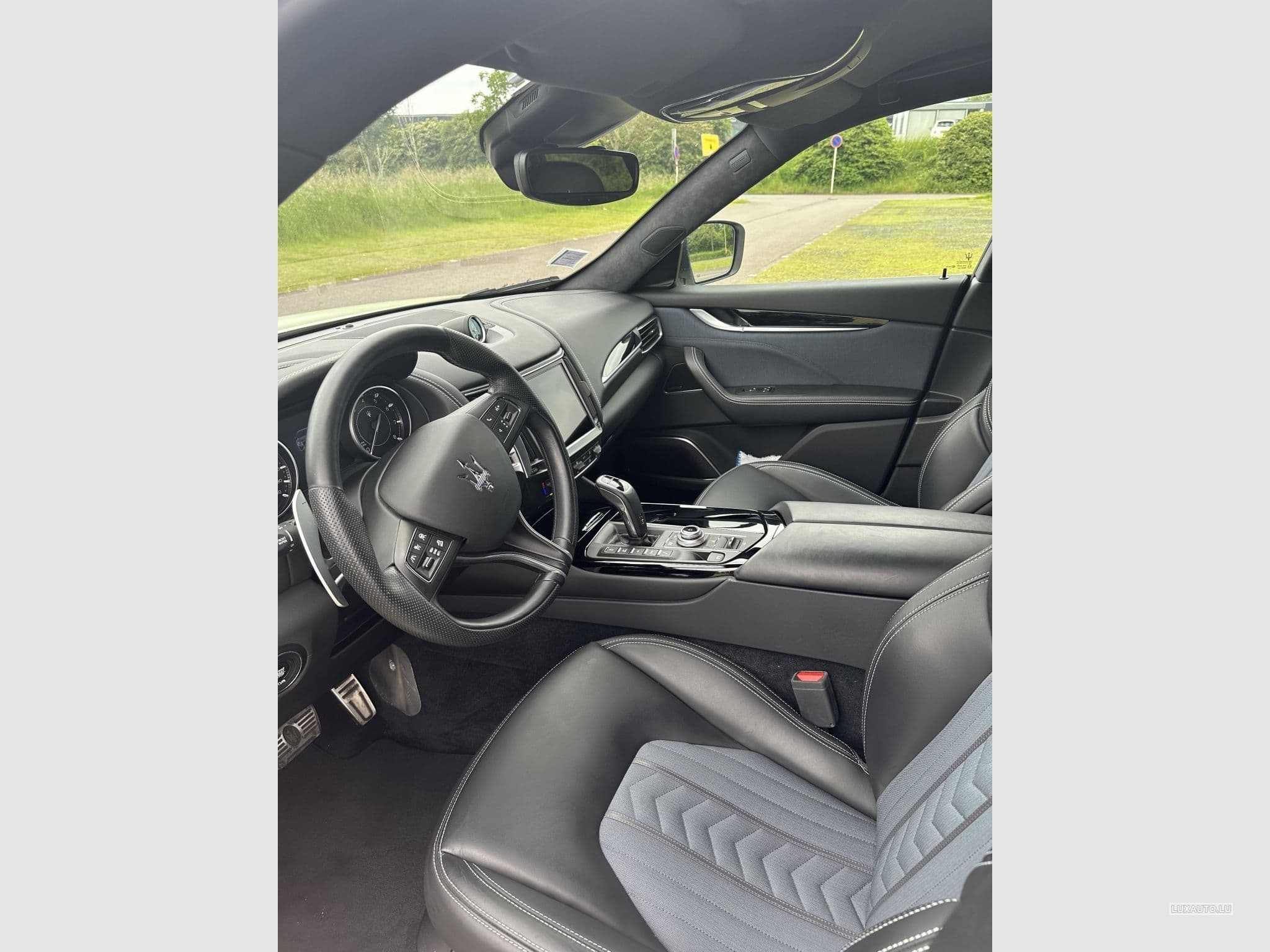 Maserati Levante (2021) - Photo 11