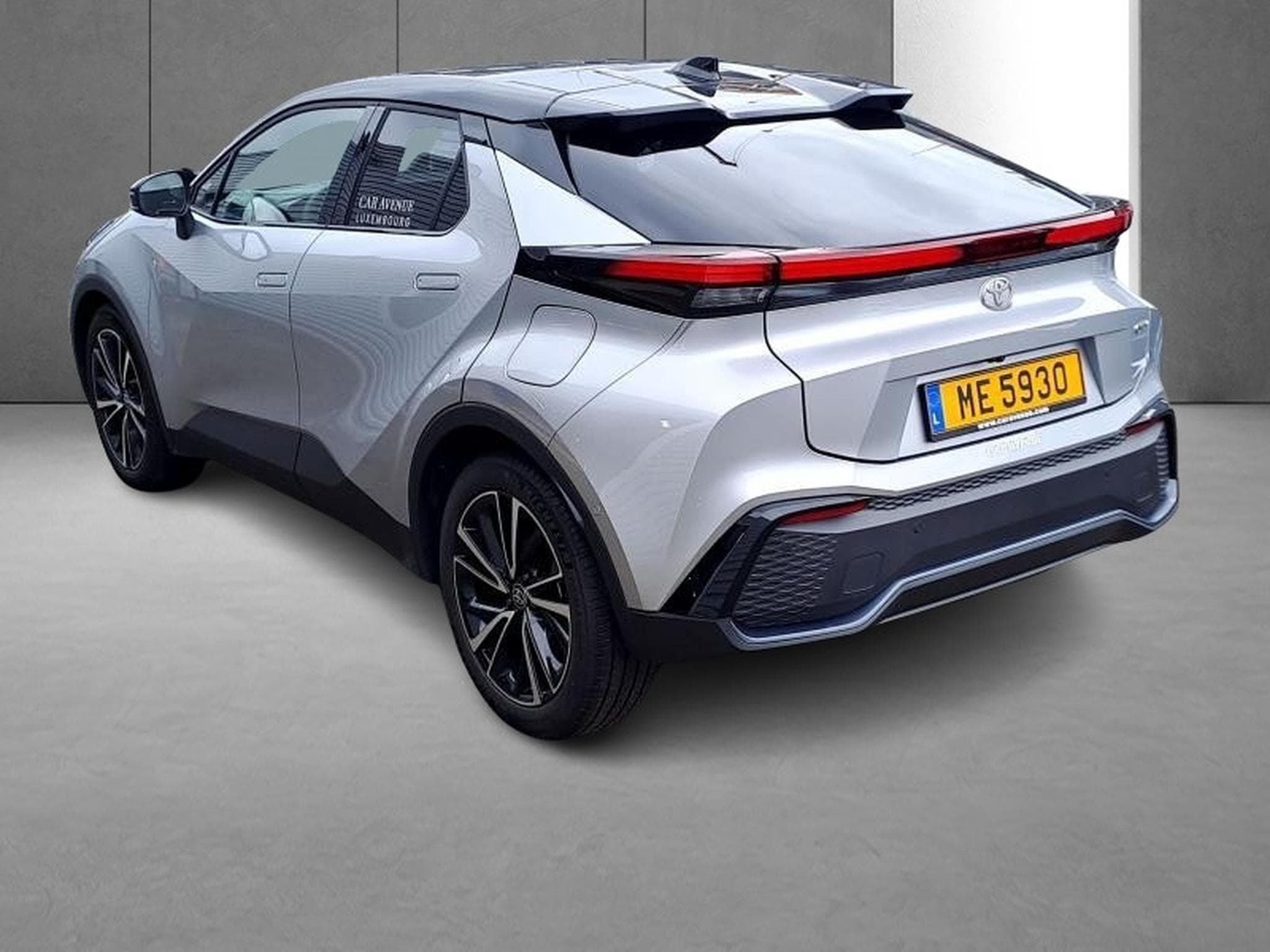 Toyota C-HR PREMIUM (2024) - Photo 7