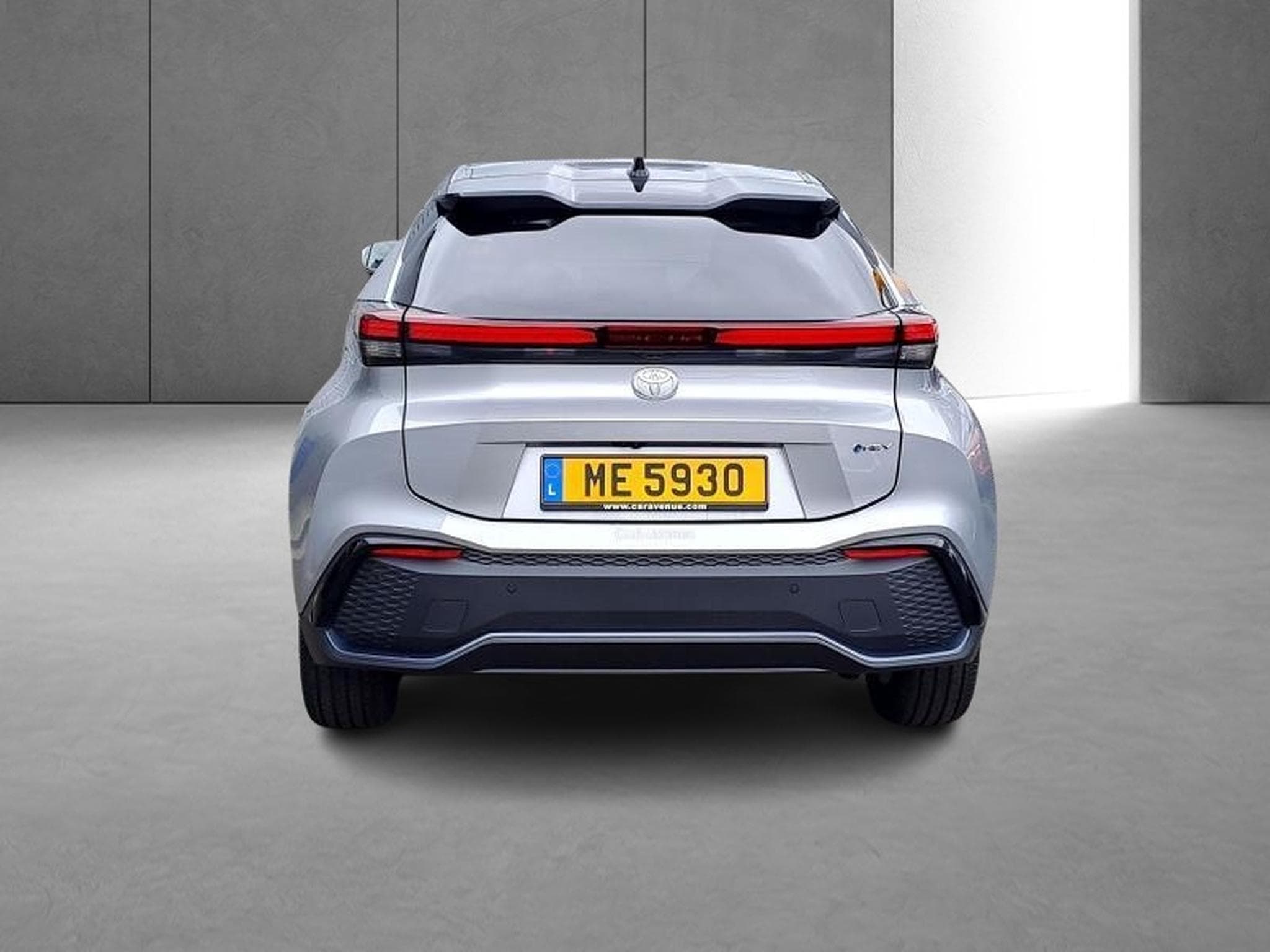 Toyota C-HR PREMIUM (2024) - Photo 9