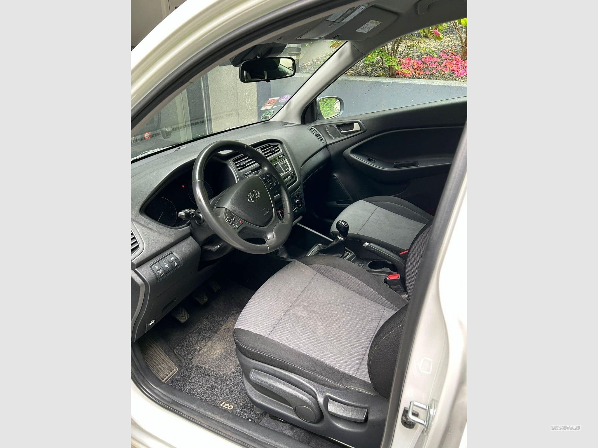 Hyundai i20 (2017) - Photo 3