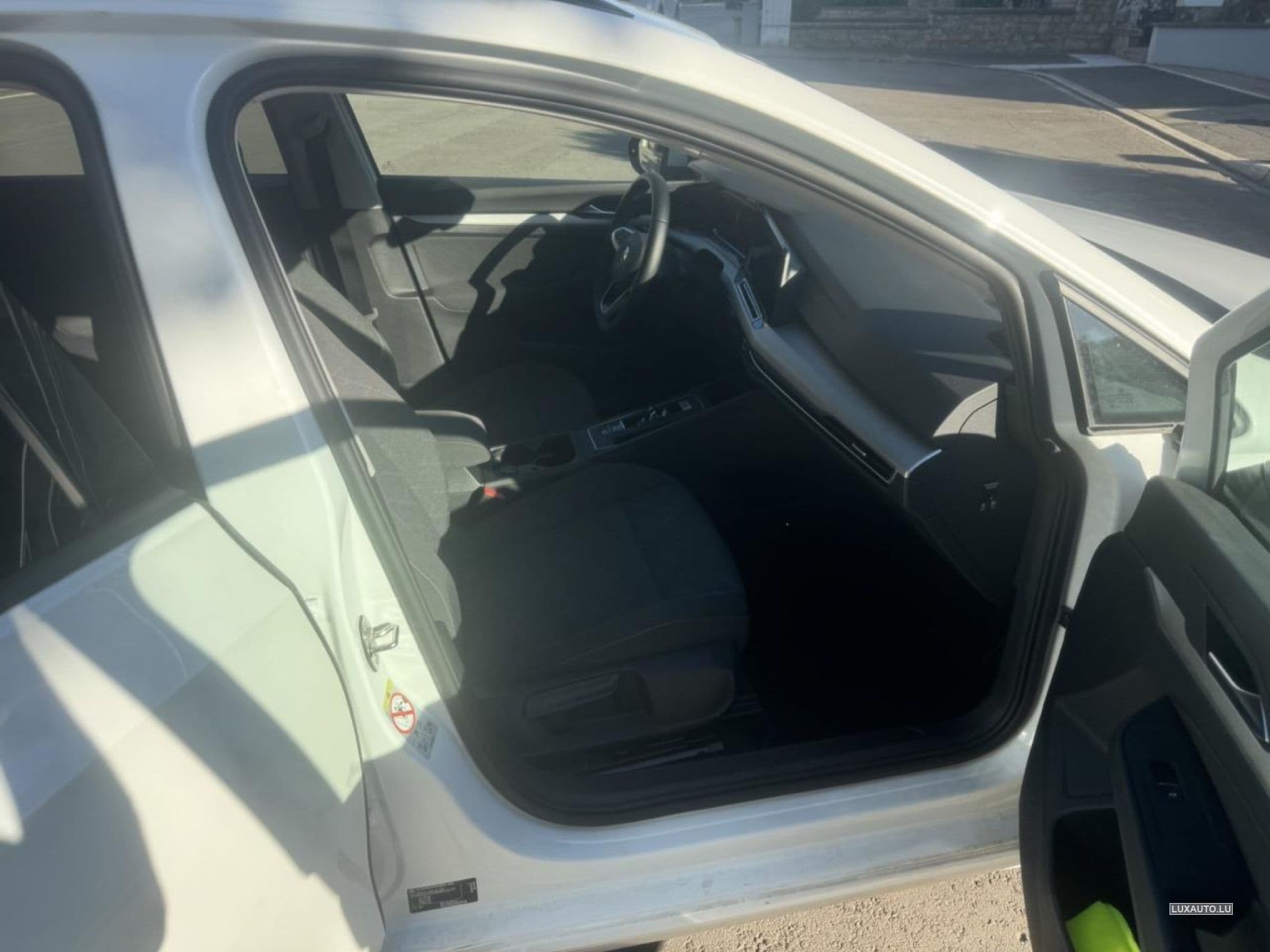VW Golf 8 (2021) - Photo 11