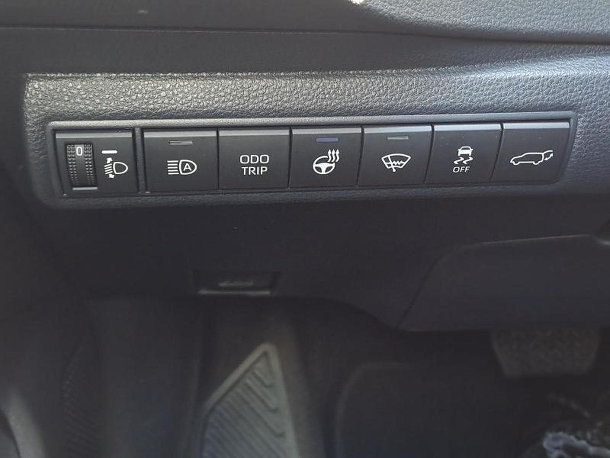 Toyota Corolla GR Sport (2024) - Photo 23