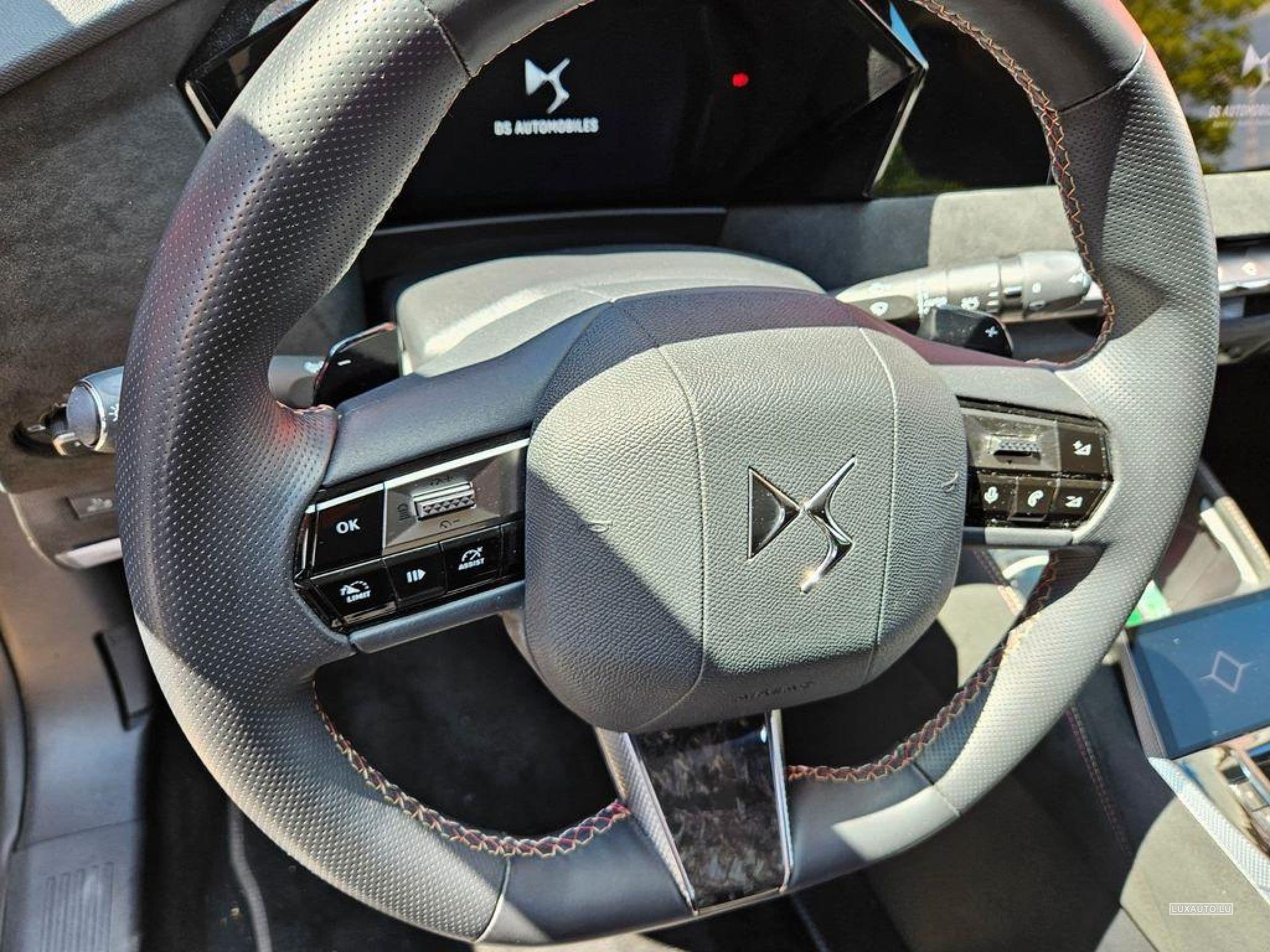 DS Automobiles DS4 BlueHDi 130 Performance Line+ (2022) - Photo 10