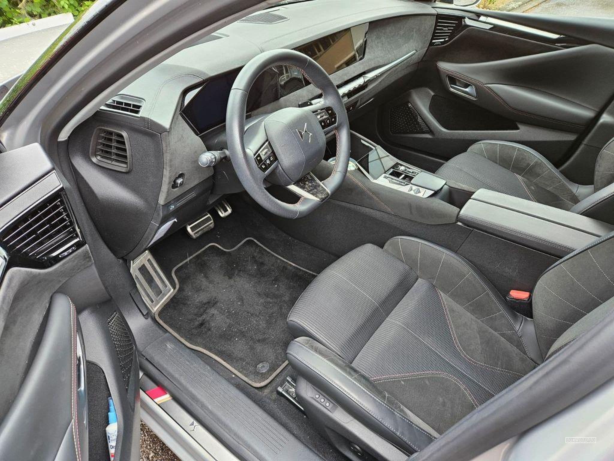 DS Automobiles DS4 BlueHDi 130 Performance Line+ (2022) - Photo 11
