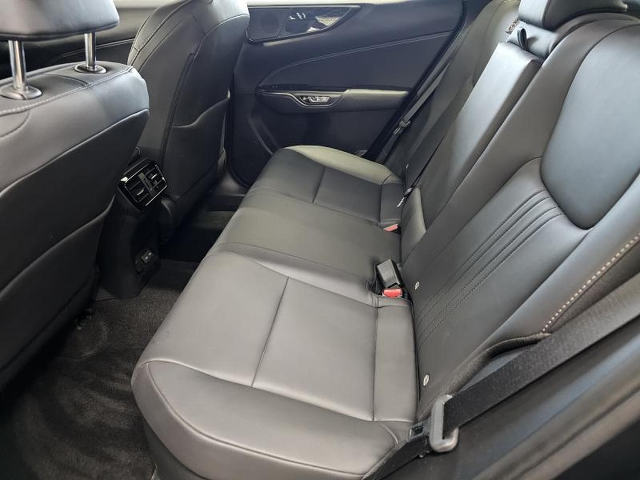 Lexus NX Business Line Awd (2023) - Photo 8
