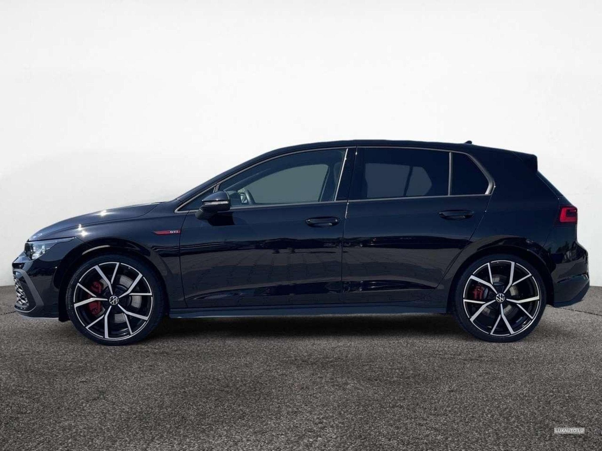 VW Golf GTI 2.0 TSI DSG (2022) - Photo 3