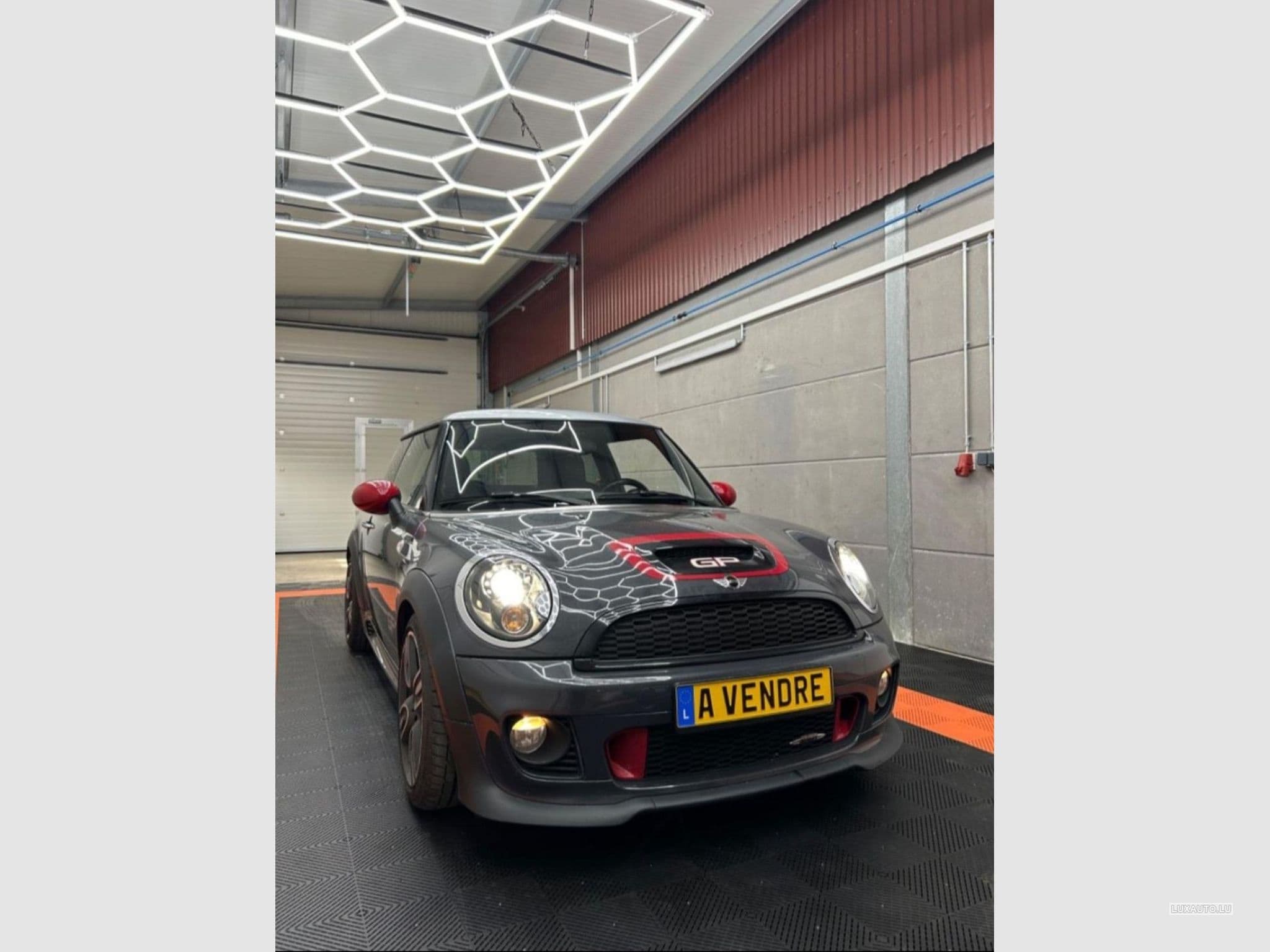 Mini Cooper John Cooper Works GP2 (2013) - Photo 1