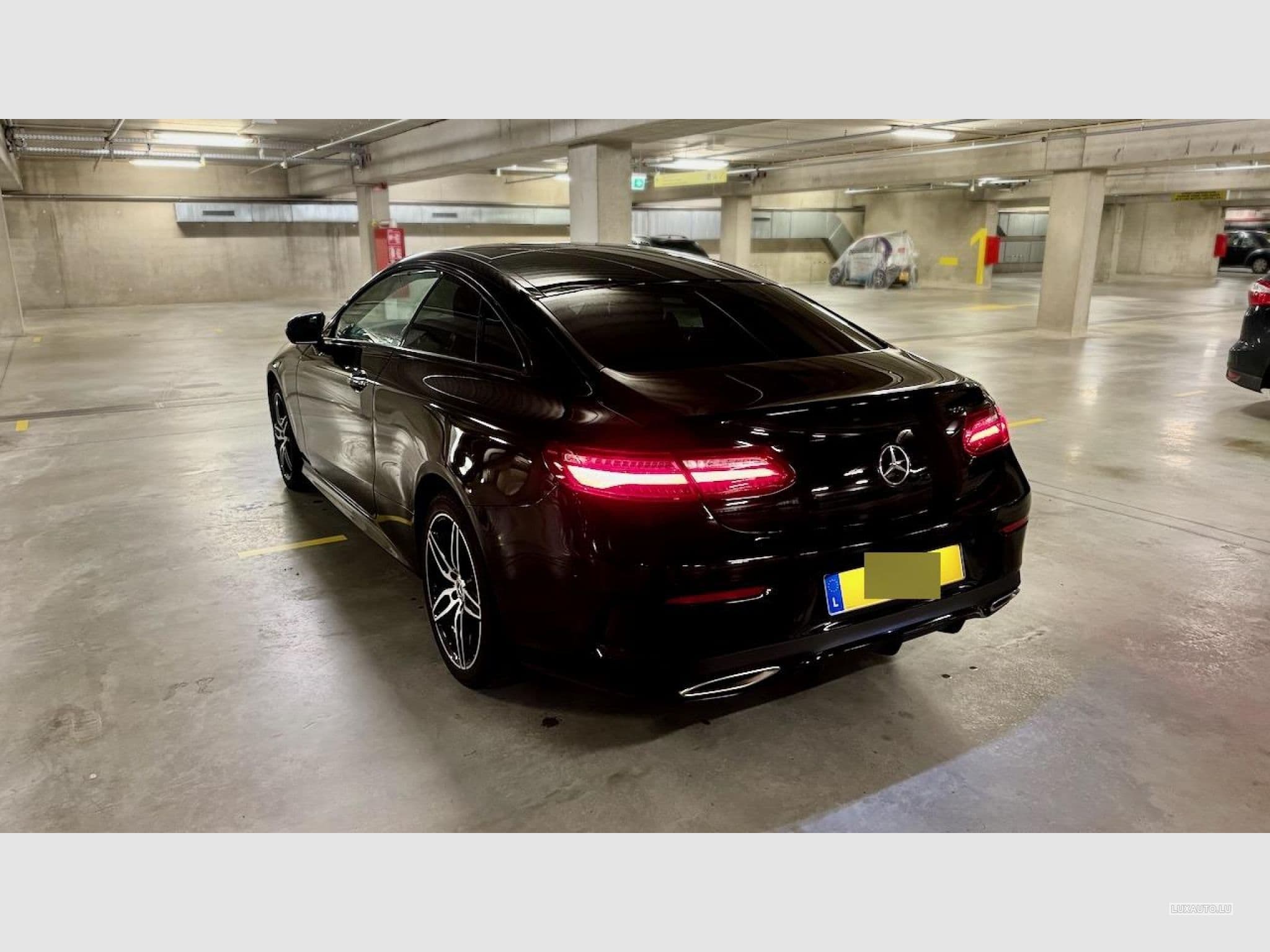 Mercedes E 450 M.CLASSE E COUPE 450 367CH AMG LINE 4MAT (2019) - Photo 4