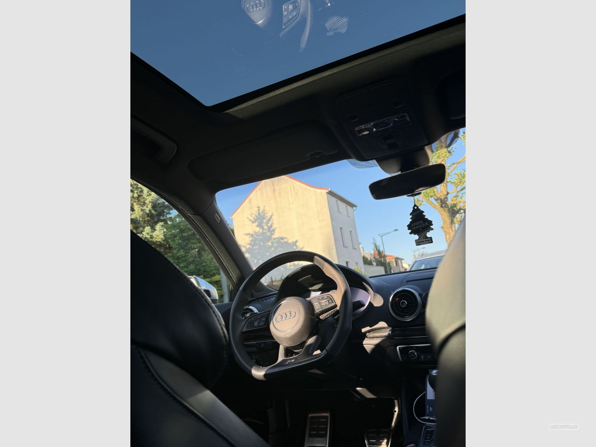 Audi RS3 (2018) - Photo 10