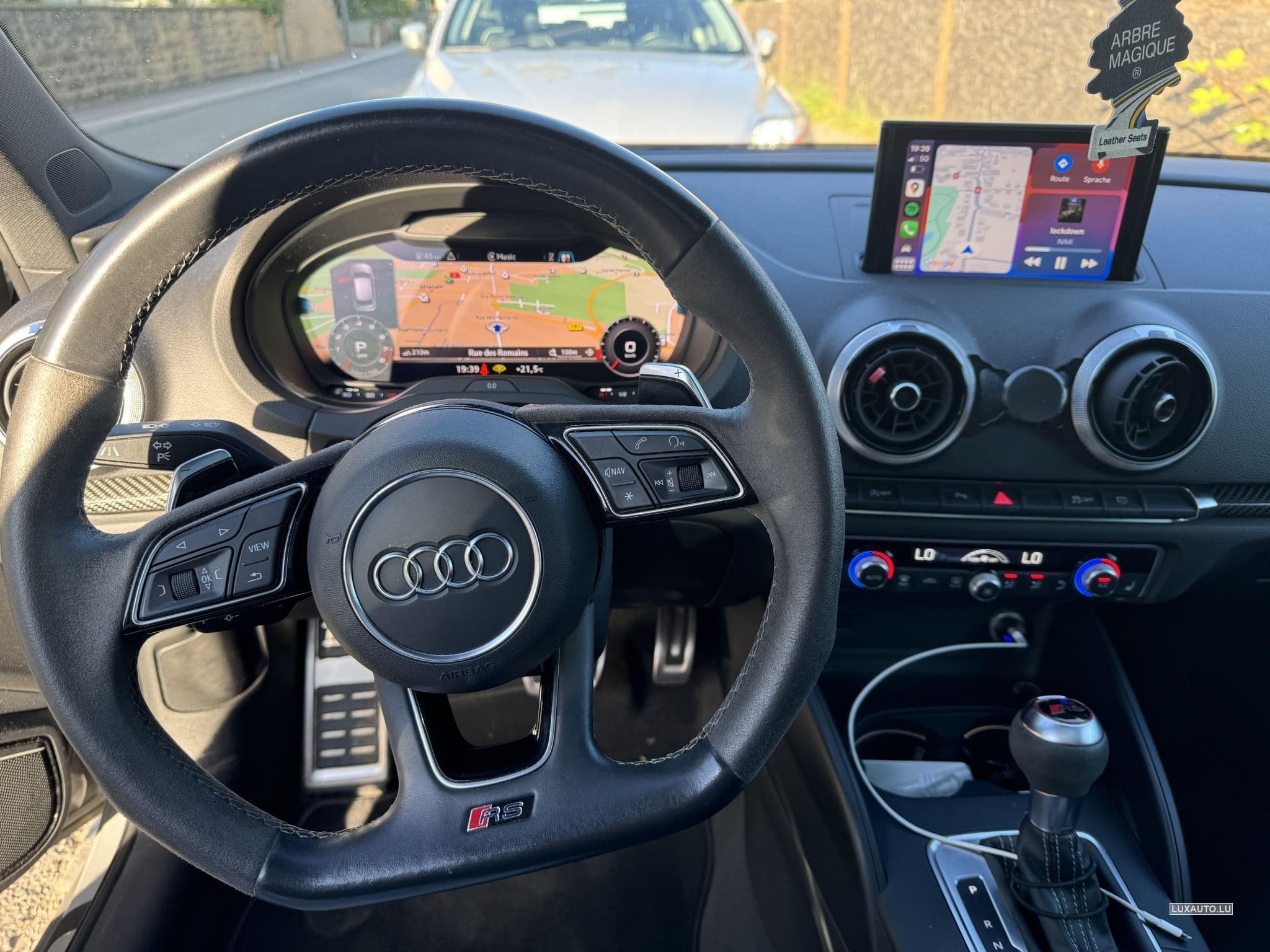 Audi RS3 (2018) - Photo 11