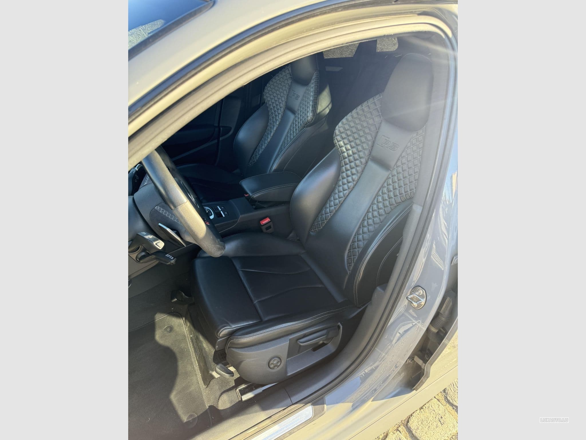 Audi RS3 (2018) - Photo 12