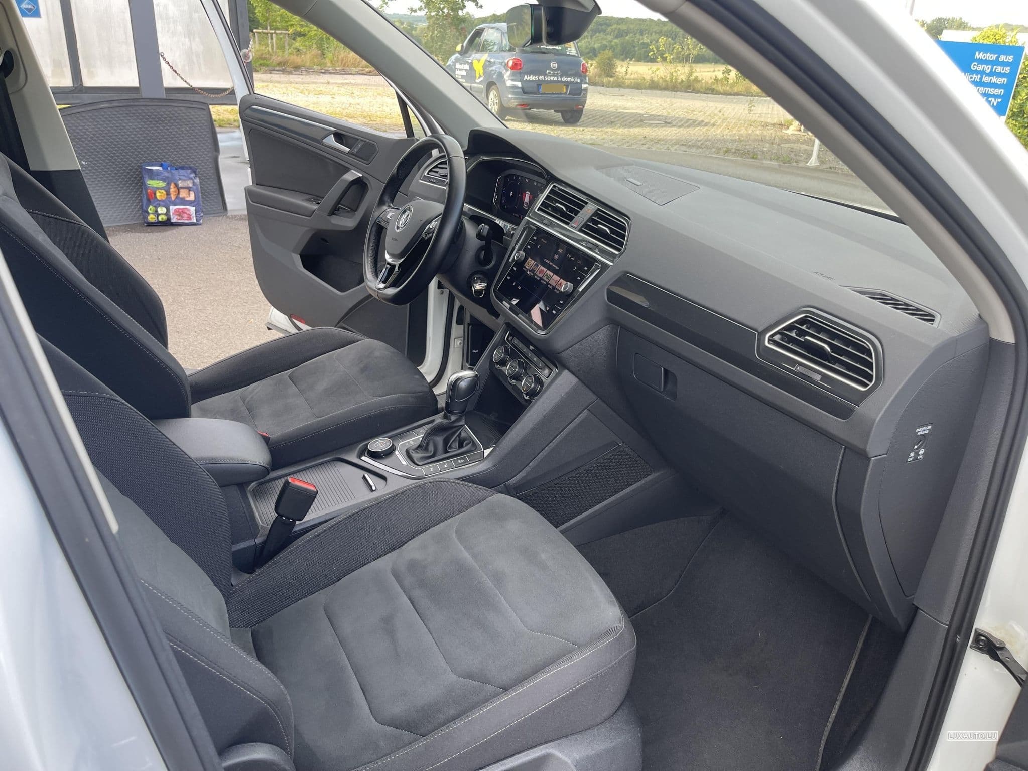 VW Tiguan VW Tiguan 2.0 TDI 239CV DSG 4motion R-Line (2019) - Photo 11