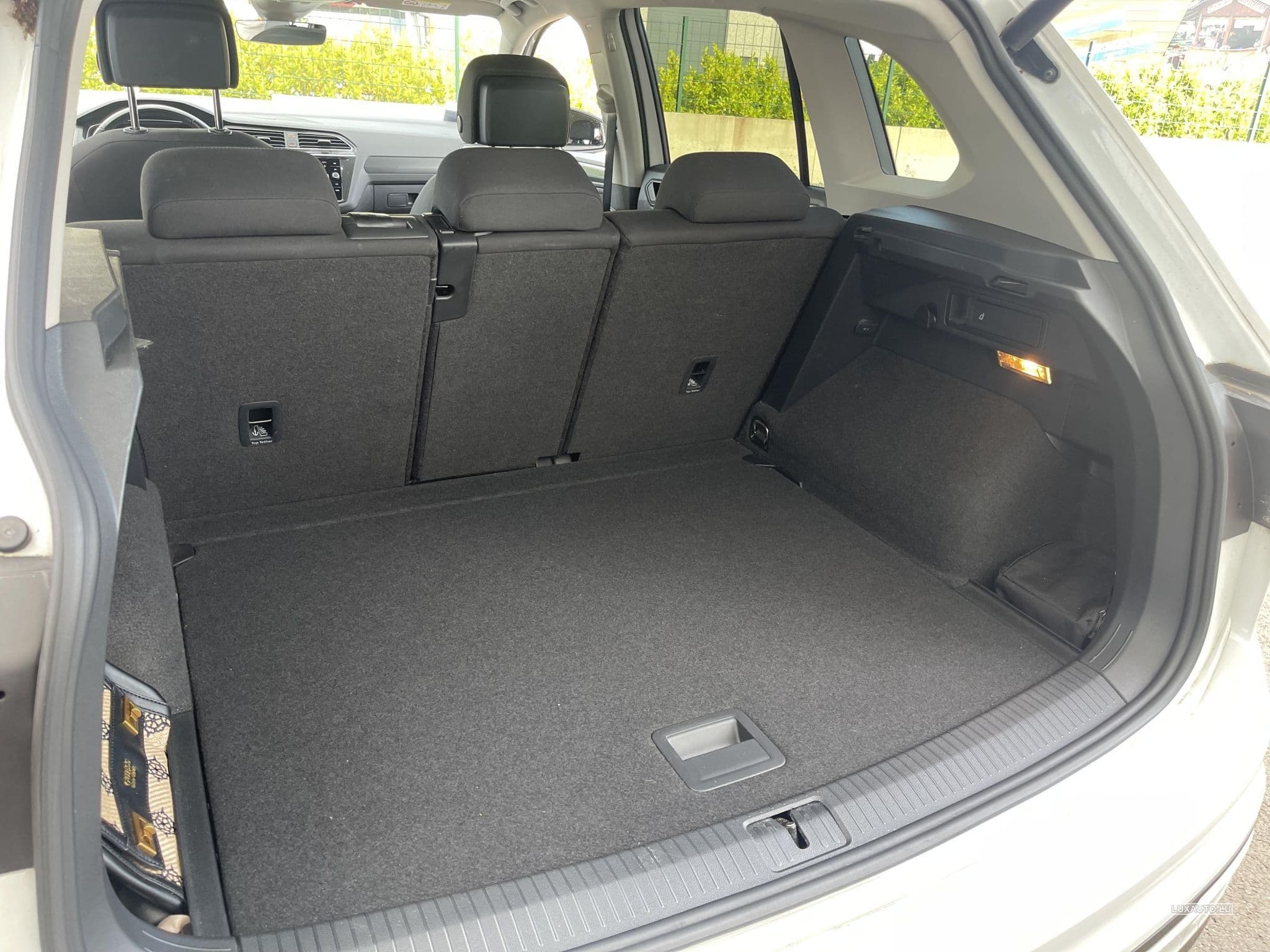 VW Tiguan VW Tiguan 2.0 TDI 239CV DSG 4motion R-Line (2019) - Photo 15
