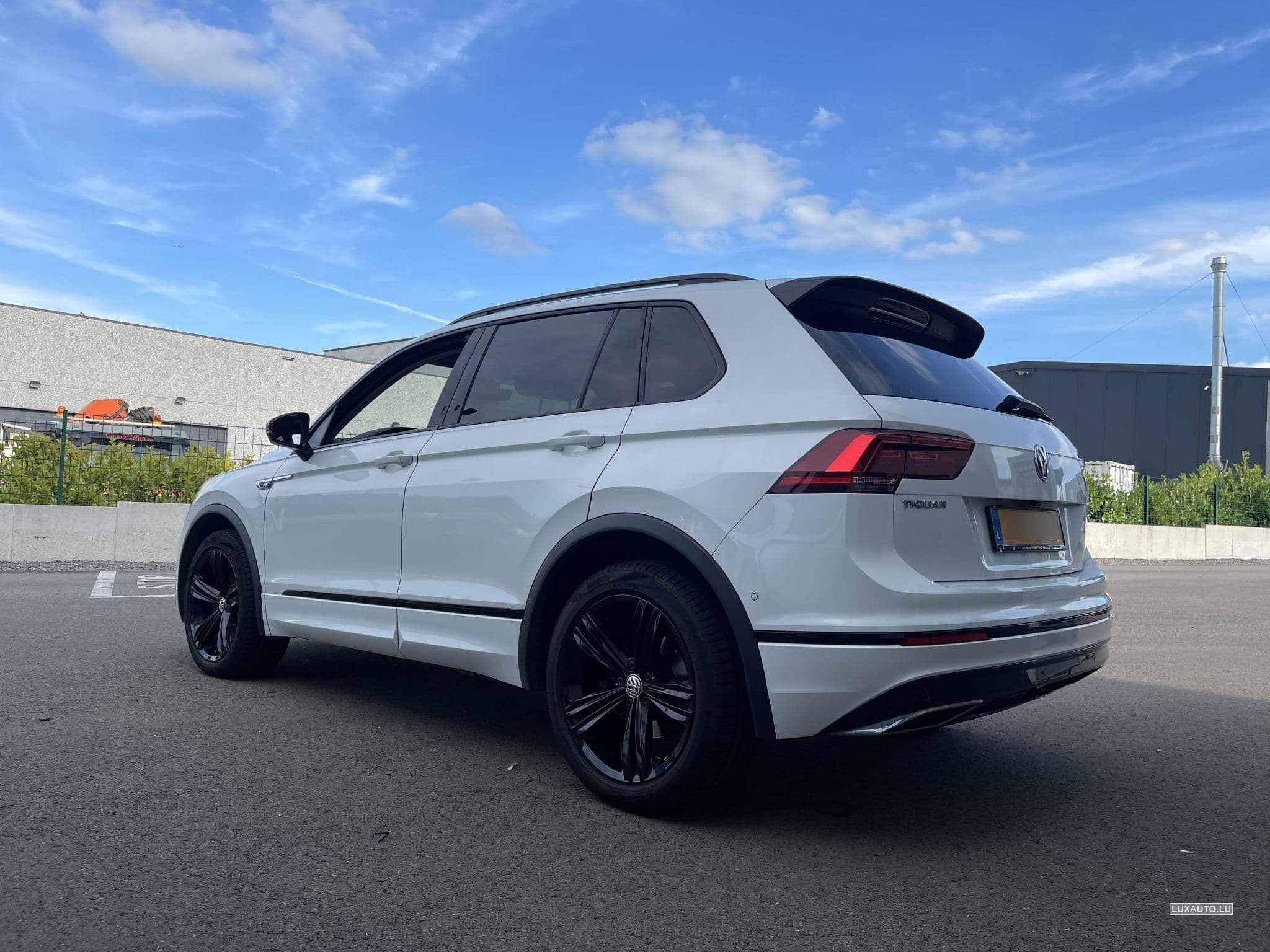 VW Tiguan VW Tiguan 2.0 TDI 239CV DSG 4motion R-Line (2019) - Photo 4