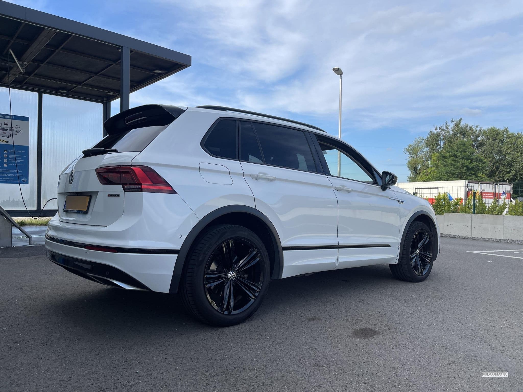 VW Tiguan VW Tiguan 2.0 TDI 239CV DSG 4motion R-Line (2019) - Photo 6