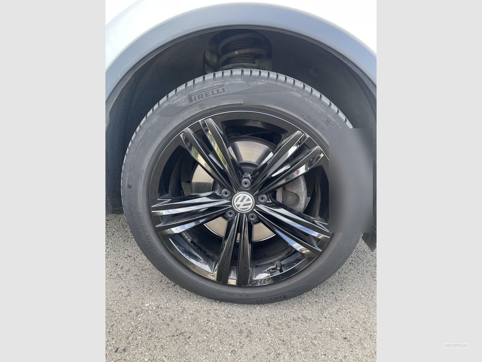VW Tiguan VW Tiguan 2.0 TDI 239CV DSG 4motion R-Line (2019) - Photo 8