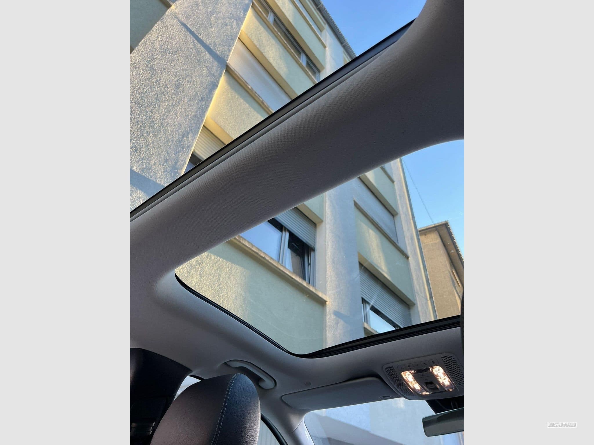 Mercedes GLA 200 (2021) - Photo 14