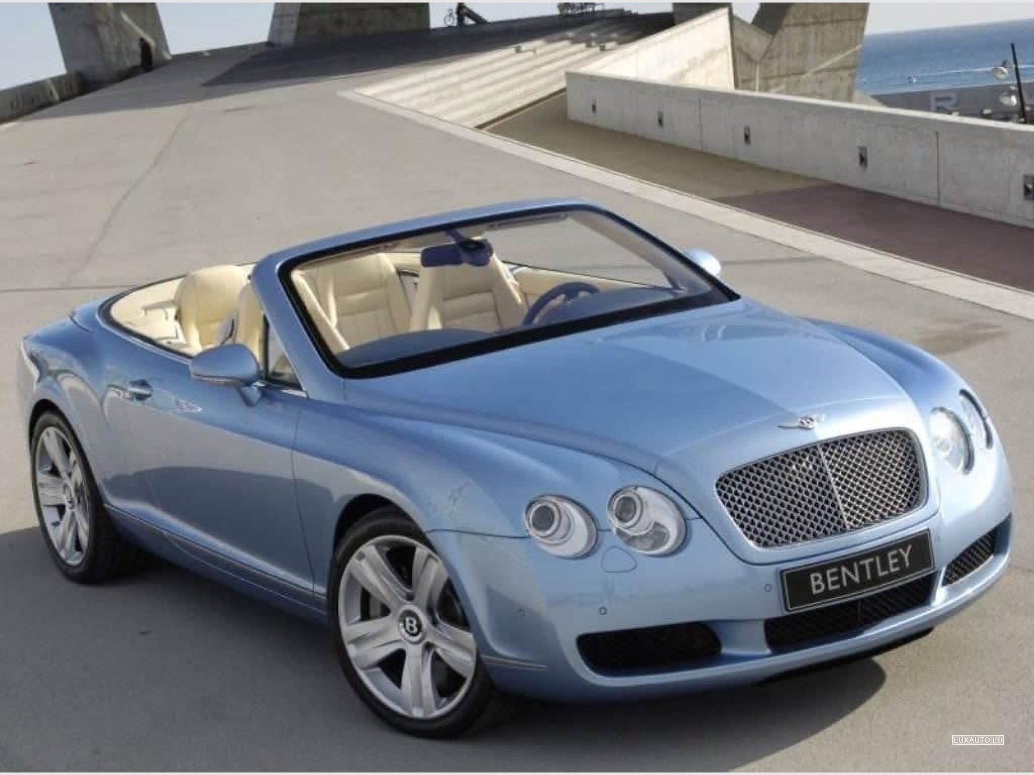 Bentley Continental GTC (2016) - Photo 1