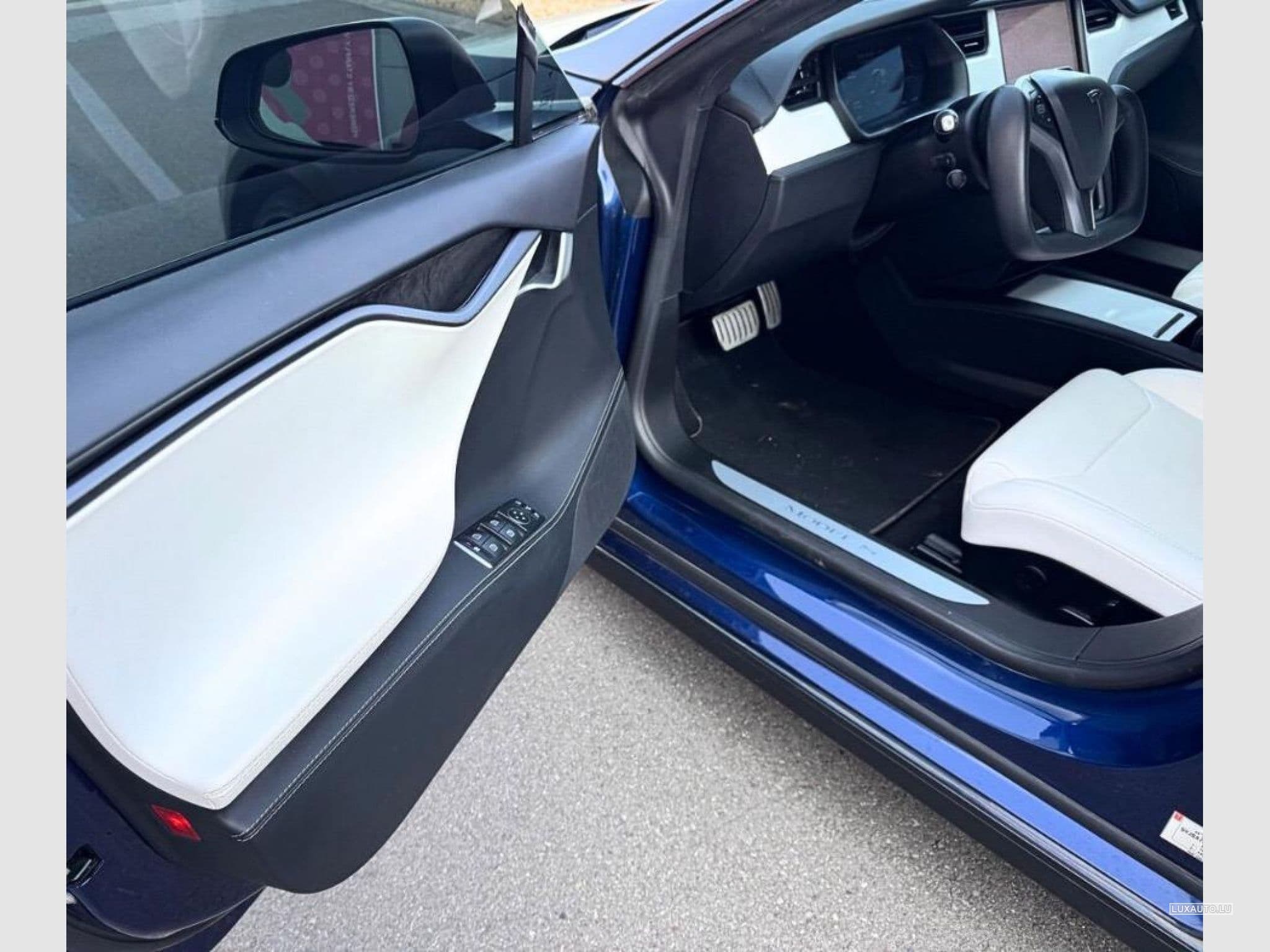 Tesla Model X (2019) - Photo 5