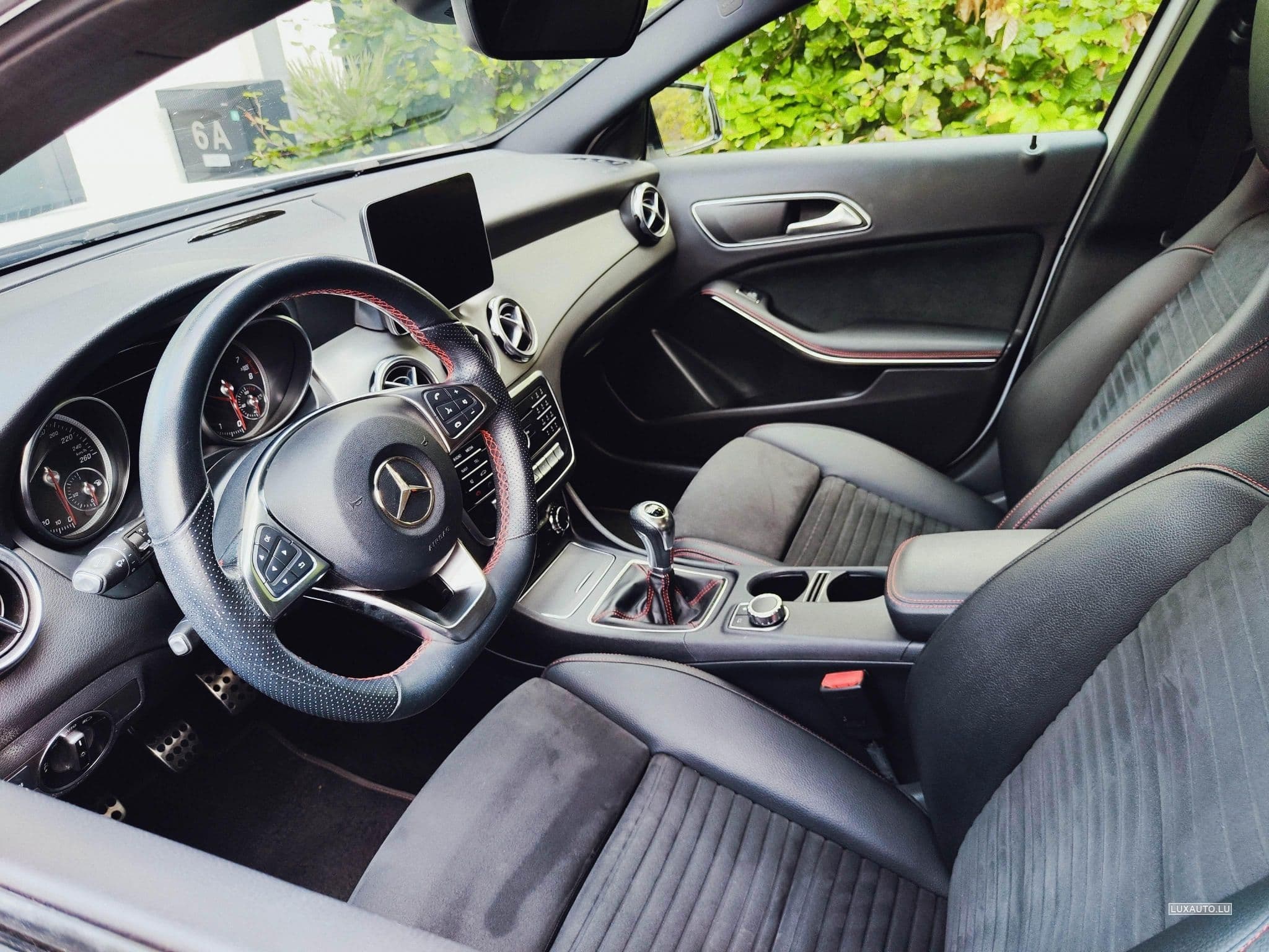 Mercedes GLA 180 AMG Line / night edition (2018) - Photo 7