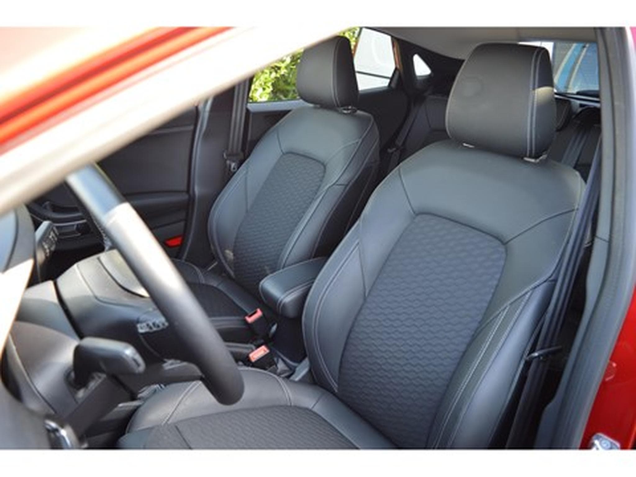 Ford Puma Titanium X 1.0i EcoBoost mHEV 155ps / 114kW M6 GAR 08/2030 (2023) - Photo 8