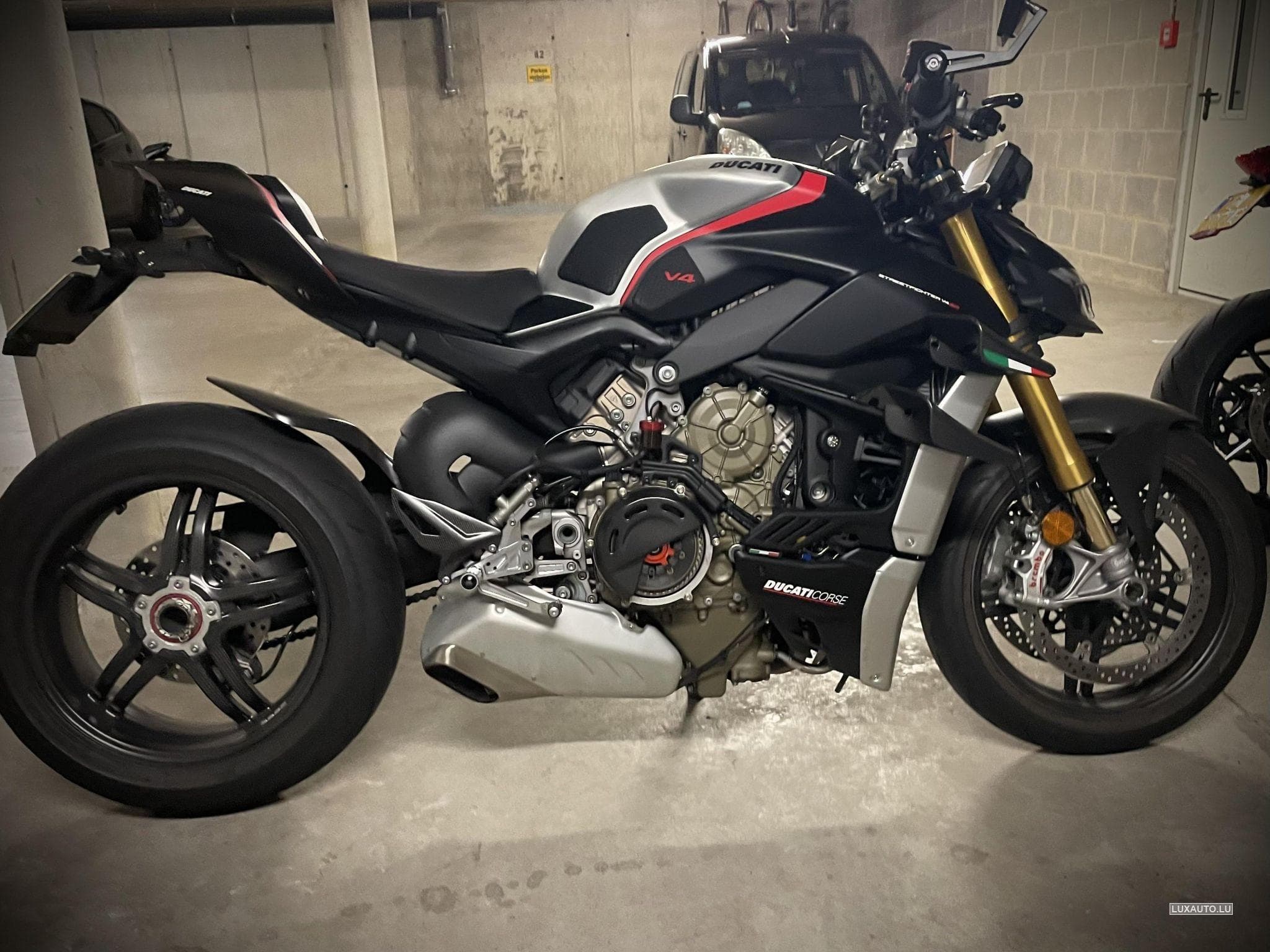 Ducati Streetfighter SP (2023) - Photo 1