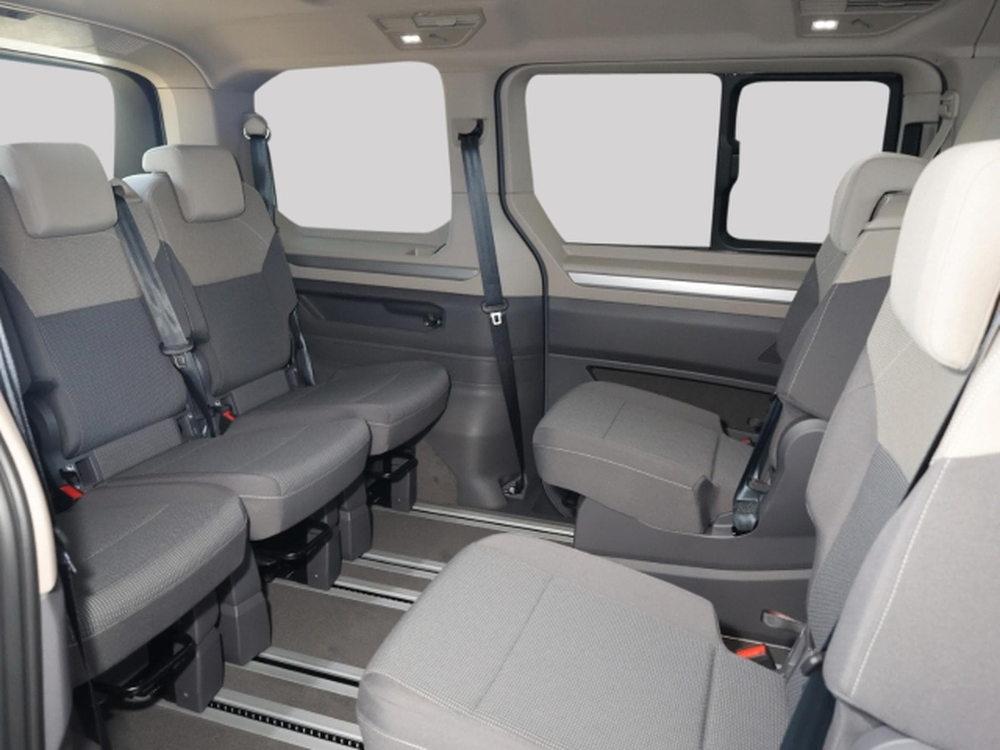 VW T7 Edition 1.5 TSI 7-Sitzer Navi SITZHZG LED Touchscreen ACC MF (2025) - Photo 12