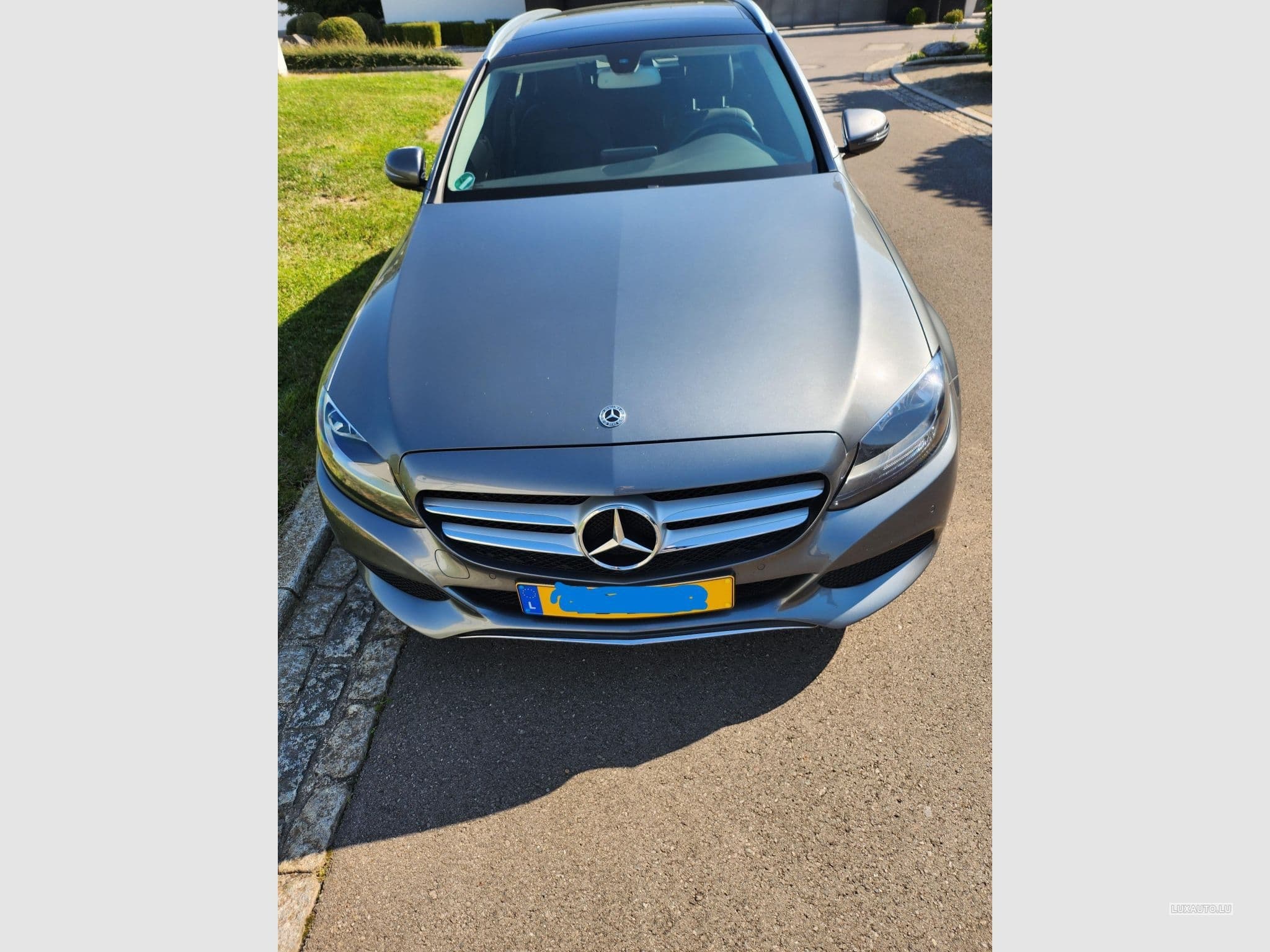 Mercedes C 350 C350 e Plug In Hybrid (2017) - Photo 2