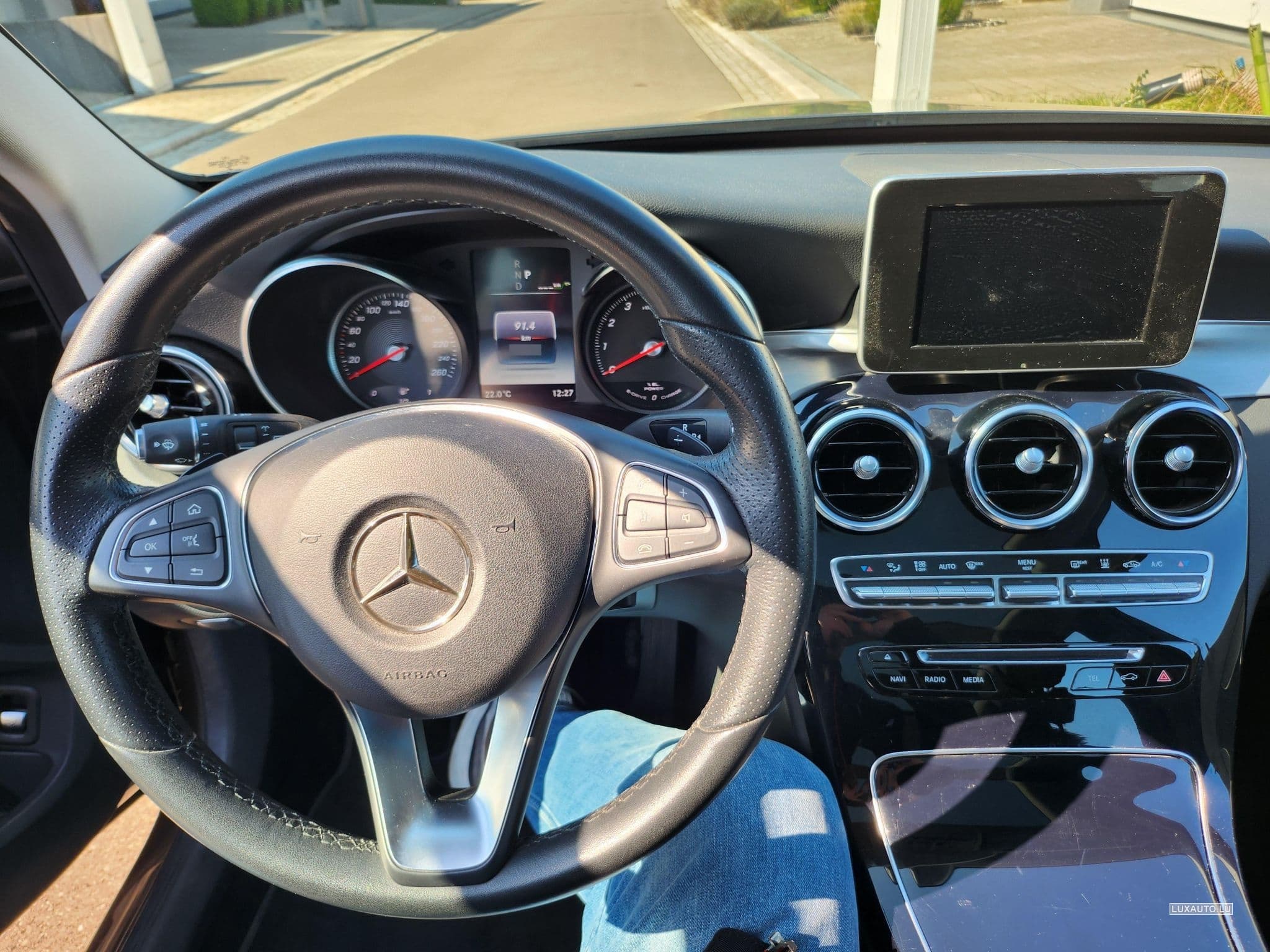 Mercedes C 350 C350 e Plug In Hybrid (2017) - Photo 7