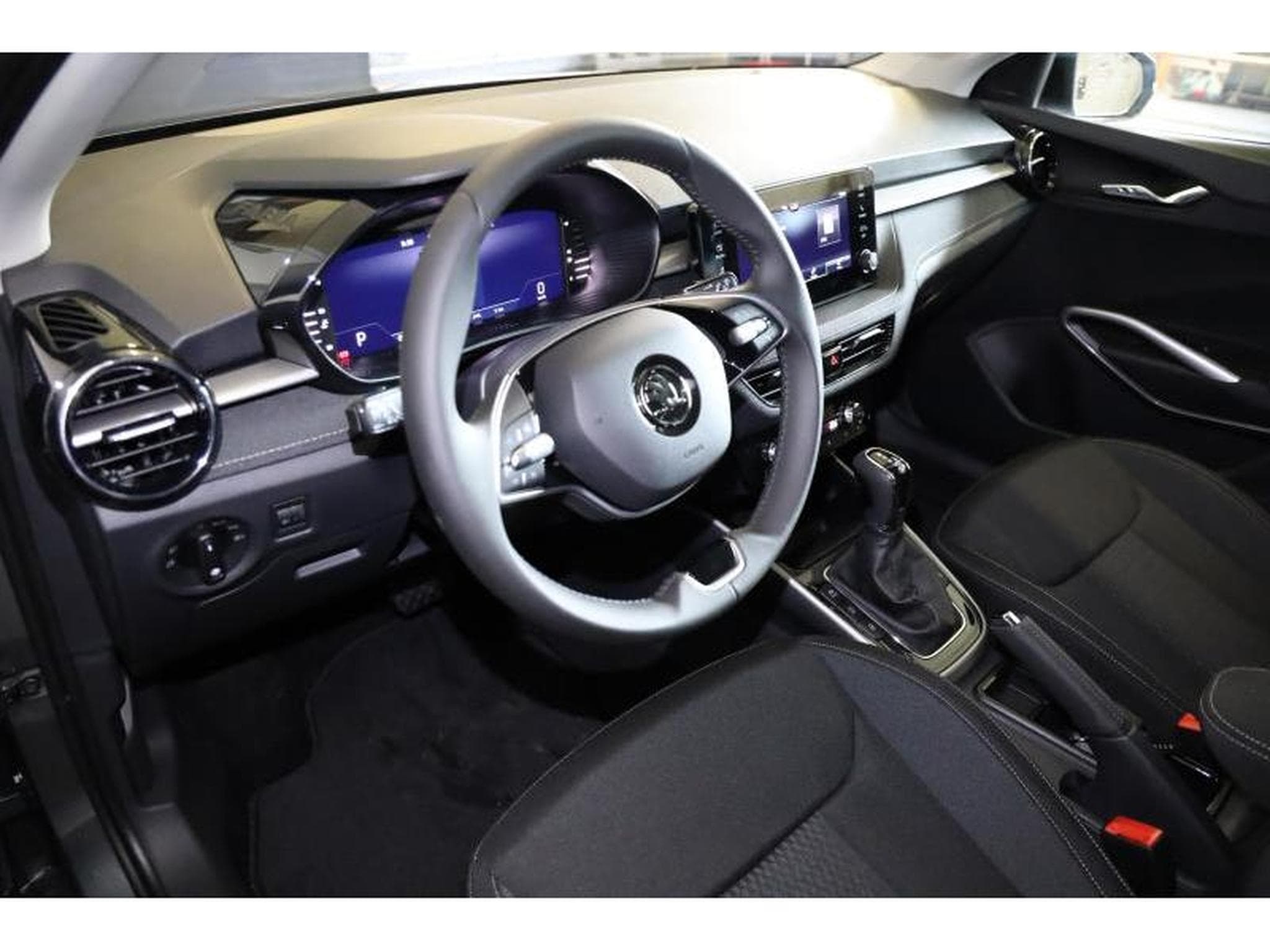 Skoda Fabia Selection (2024) - Photo 8