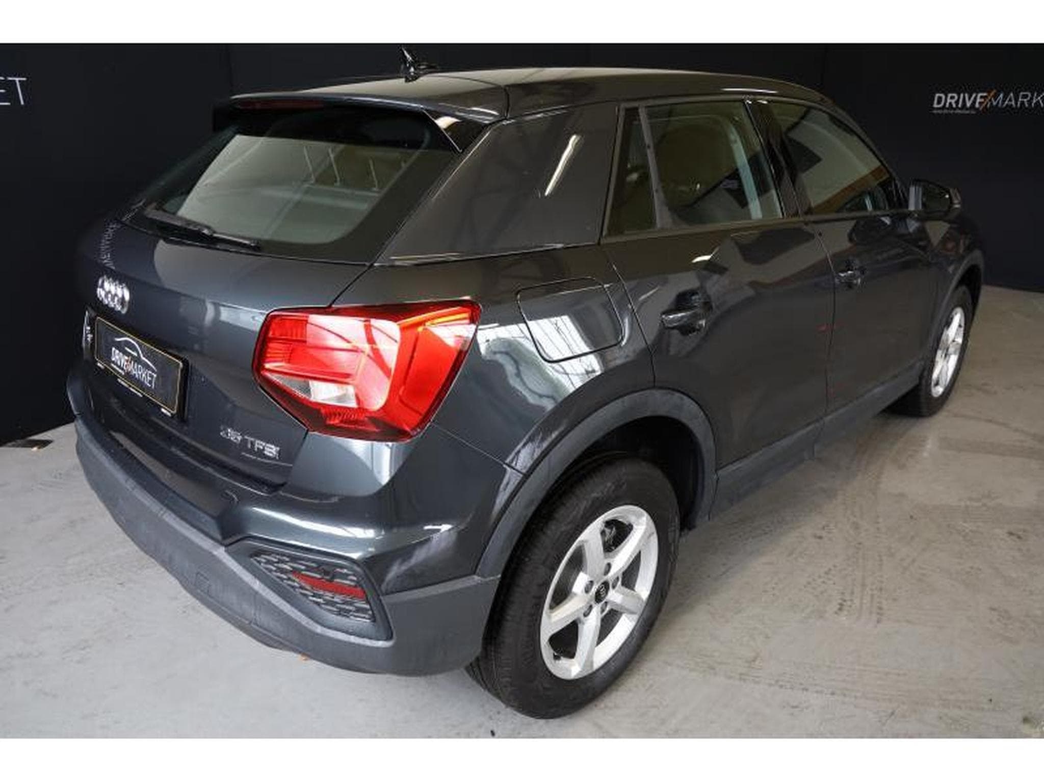 Audi Q2 35 TFSI S Tronic (2024) - Photo 3