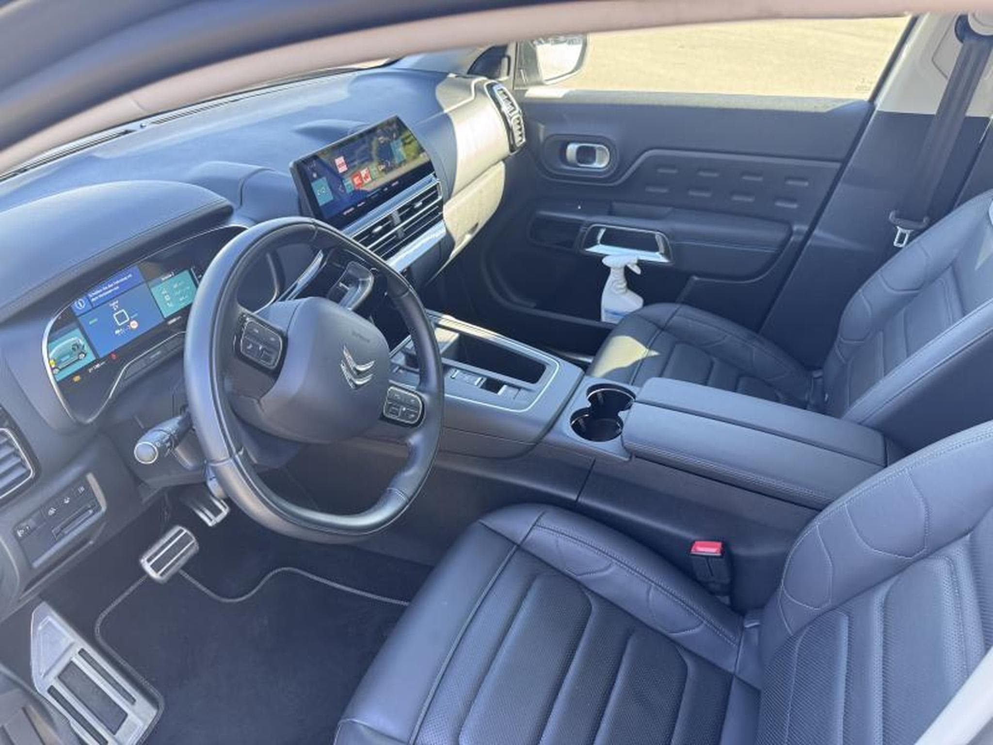 Citroen C5 Shine (2023) - Photo 11