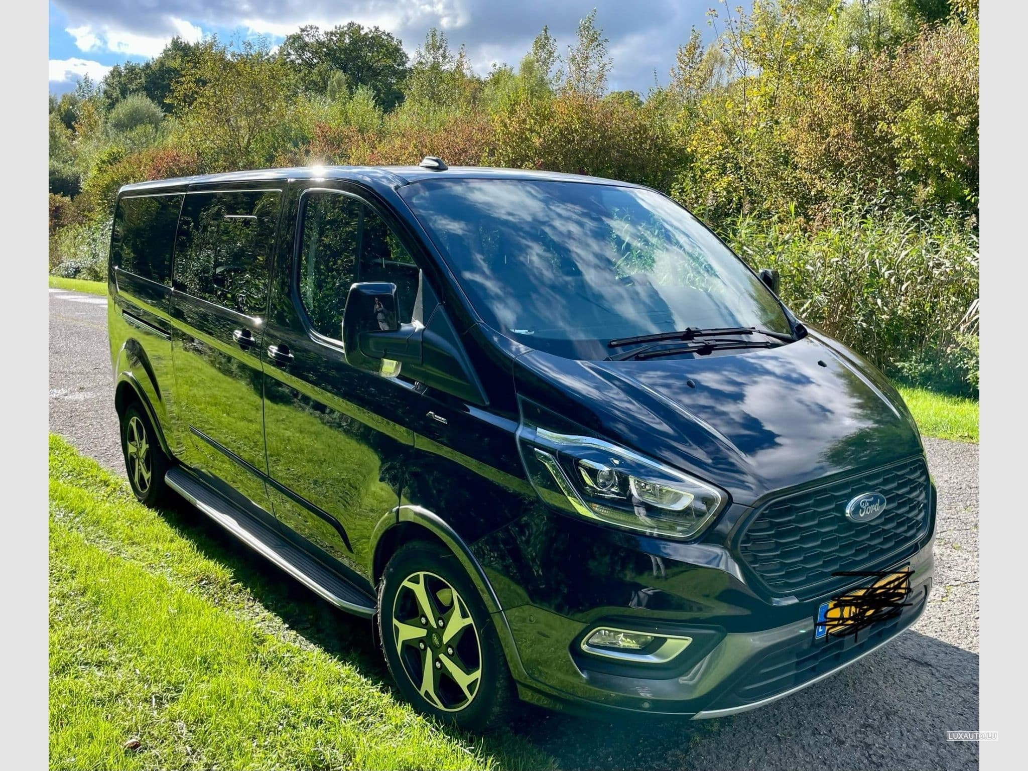 Ford Tourneo Custom (2021) - Photo 1