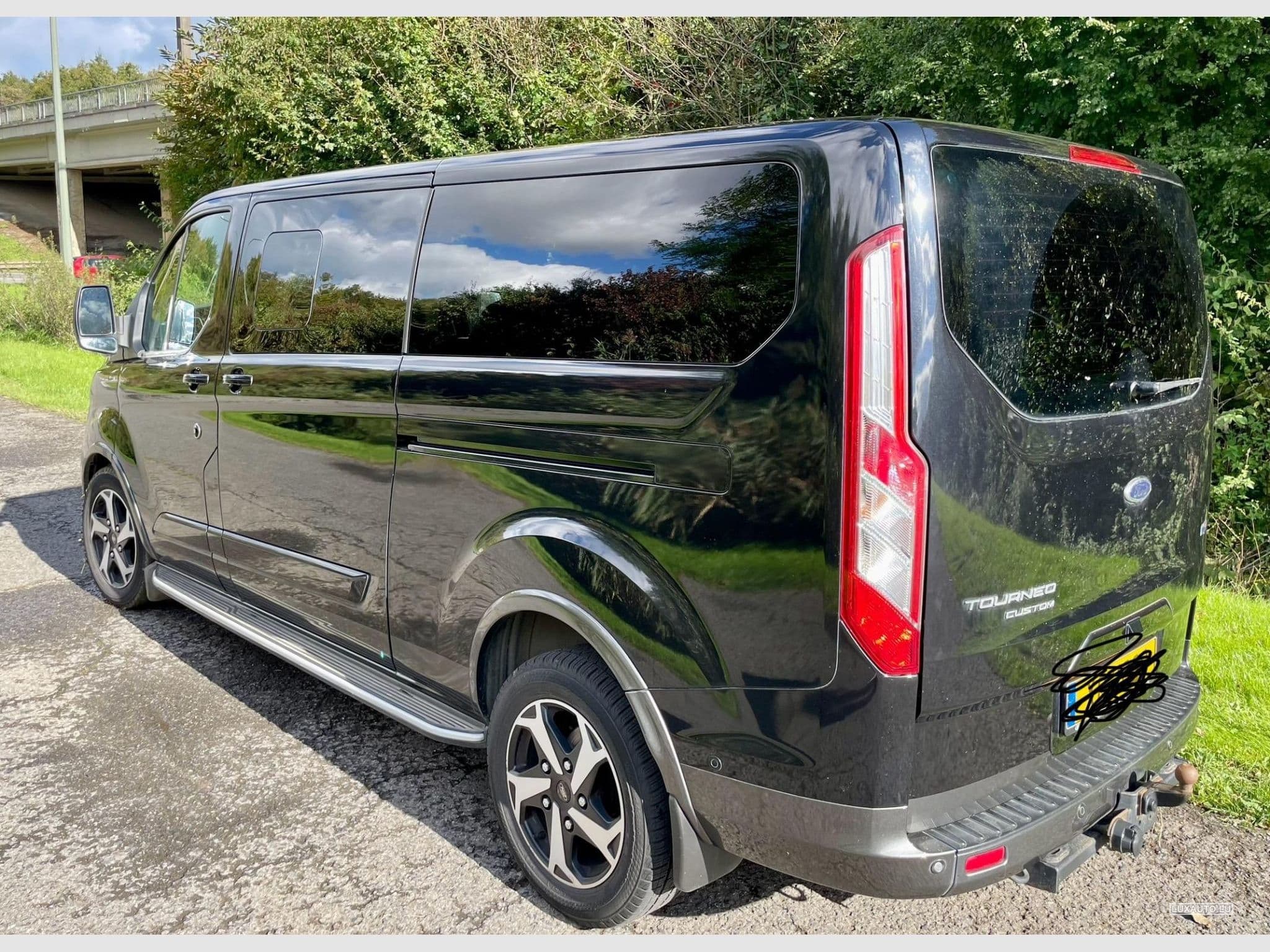 Ford Tourneo Custom (2021) - Photo 4