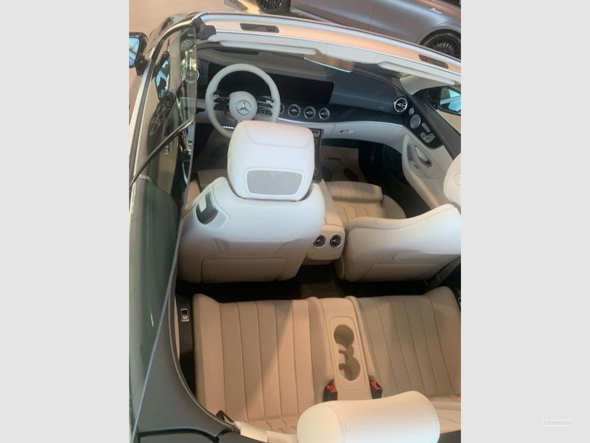 Mercedes E 220 AMG Line (2021) - Photo 4