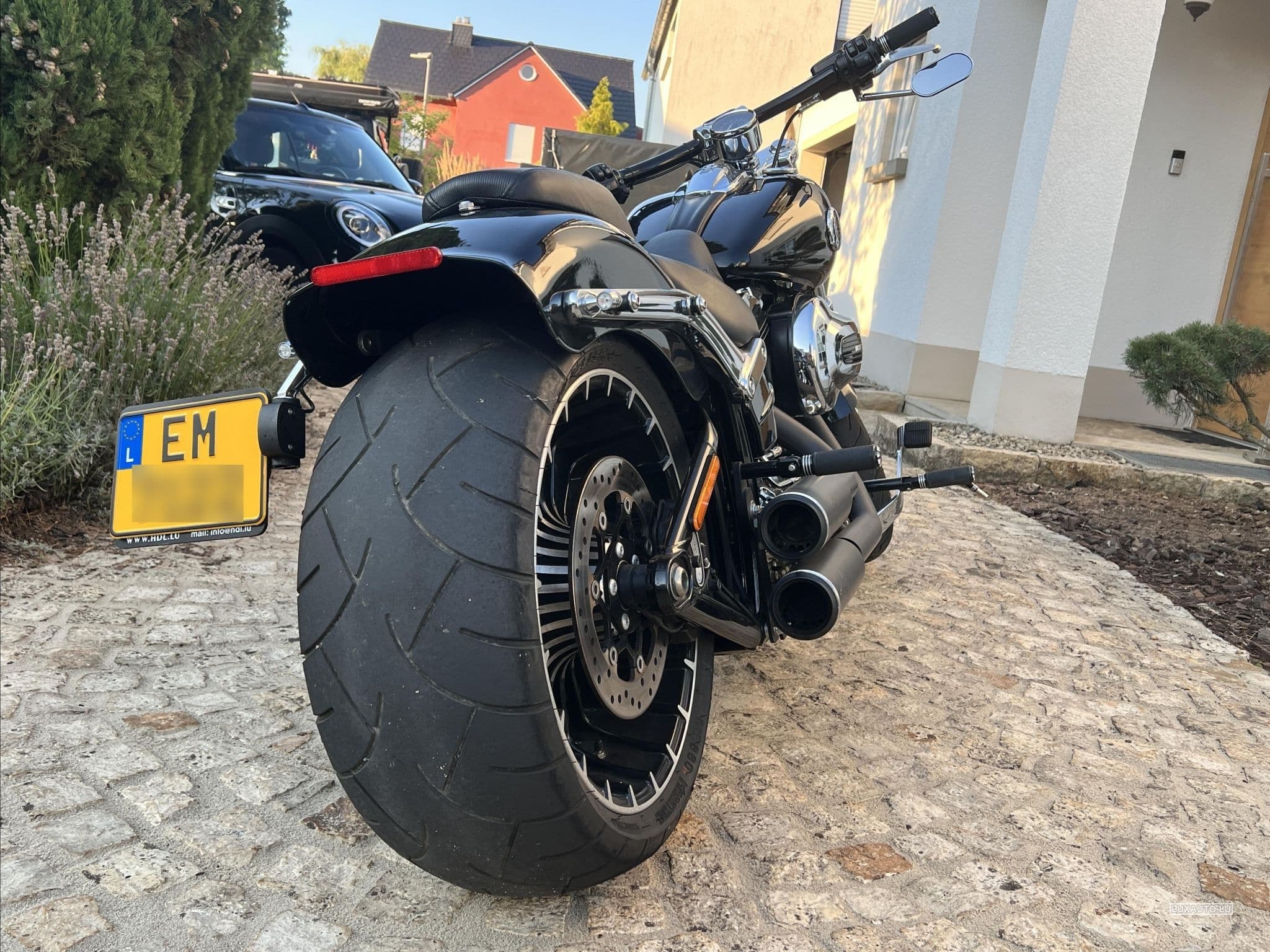 Harley-Davidson Softail Breakout (2017) - Photo 1